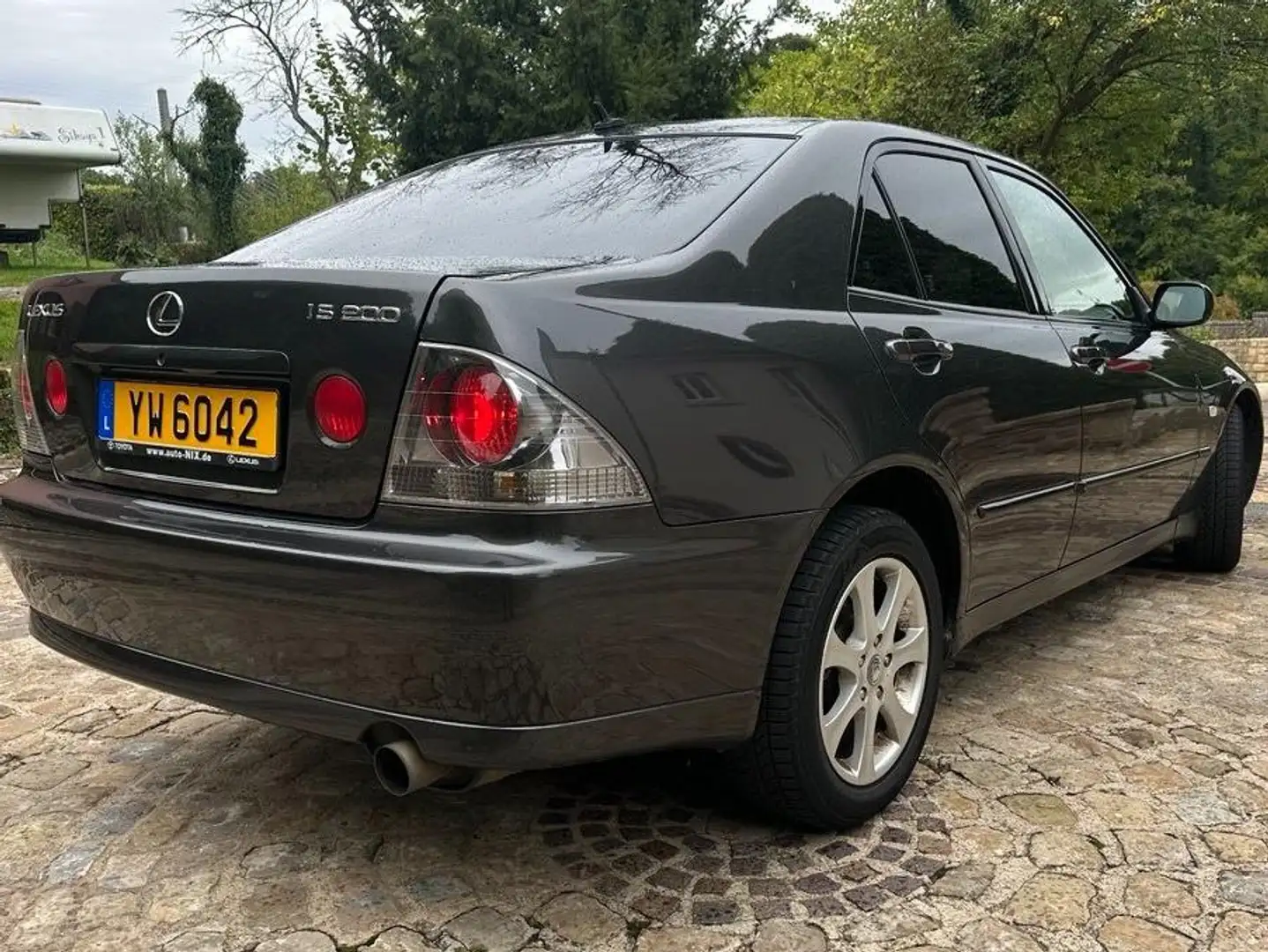 Lexus IS 200 IS 200 Limited automatique . Šedá - 2