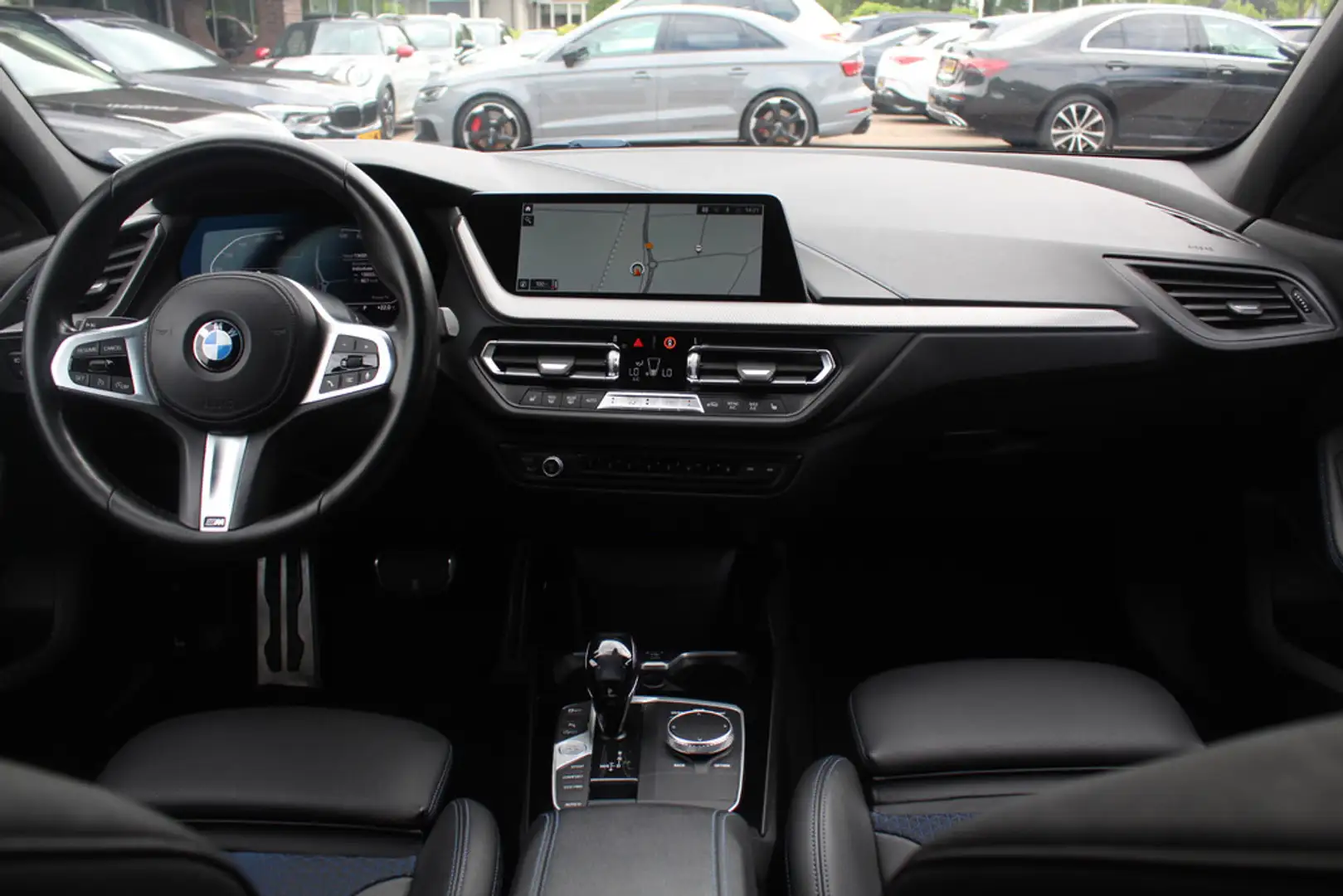 BMW 118 1-serie 118i Business Ed. M Sport / Camera / Navig Noir - 2