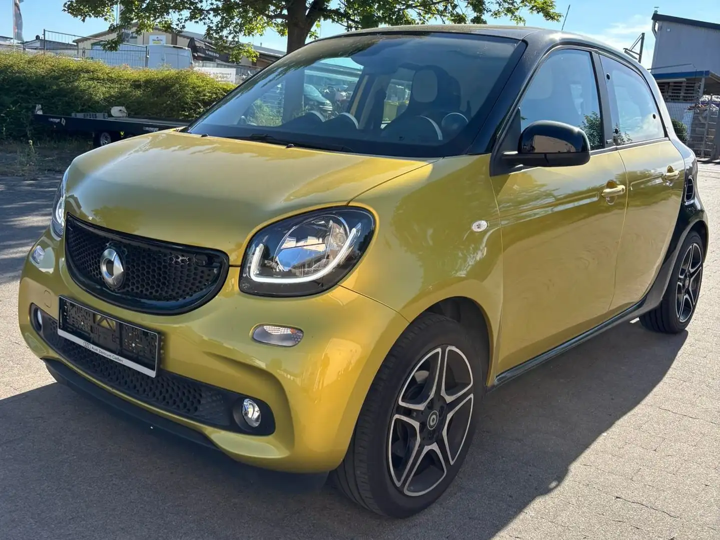 smart forFour Passion *NAVI*AMBIENTE*PANO*SITZHEIZUNG*PDC* Galben - 1