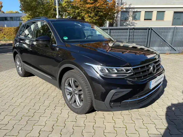 Volkswagen Tiguan 1.5 TSI Life·DSG·Navi·ACC·Massagesitze·LM