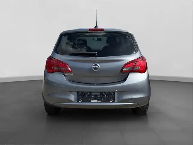 Opel Corsa-E view 4