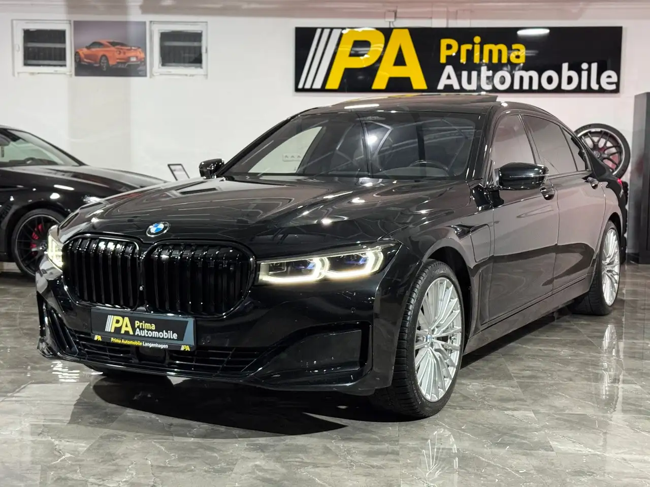 BMW 745