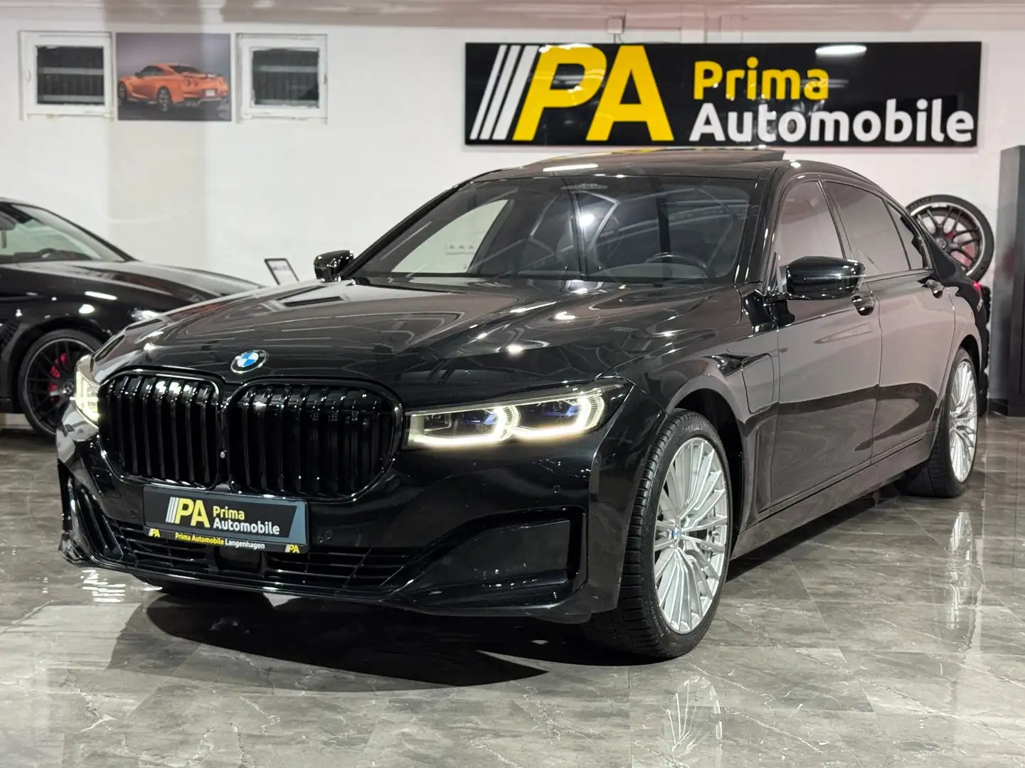 BMW 745 Le xDrive / Keyless HUD Bower&Wilkins Laser Zwart - 1