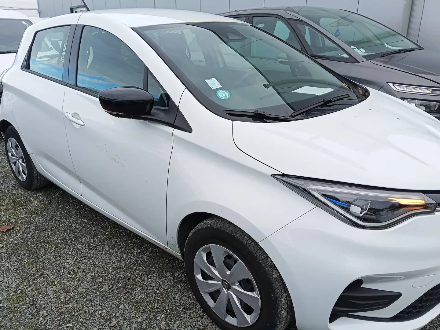 Renault ZOE ZEN 52KW ACHAT INTEGRAL 2 PLACES CAMERA Blanc - 2