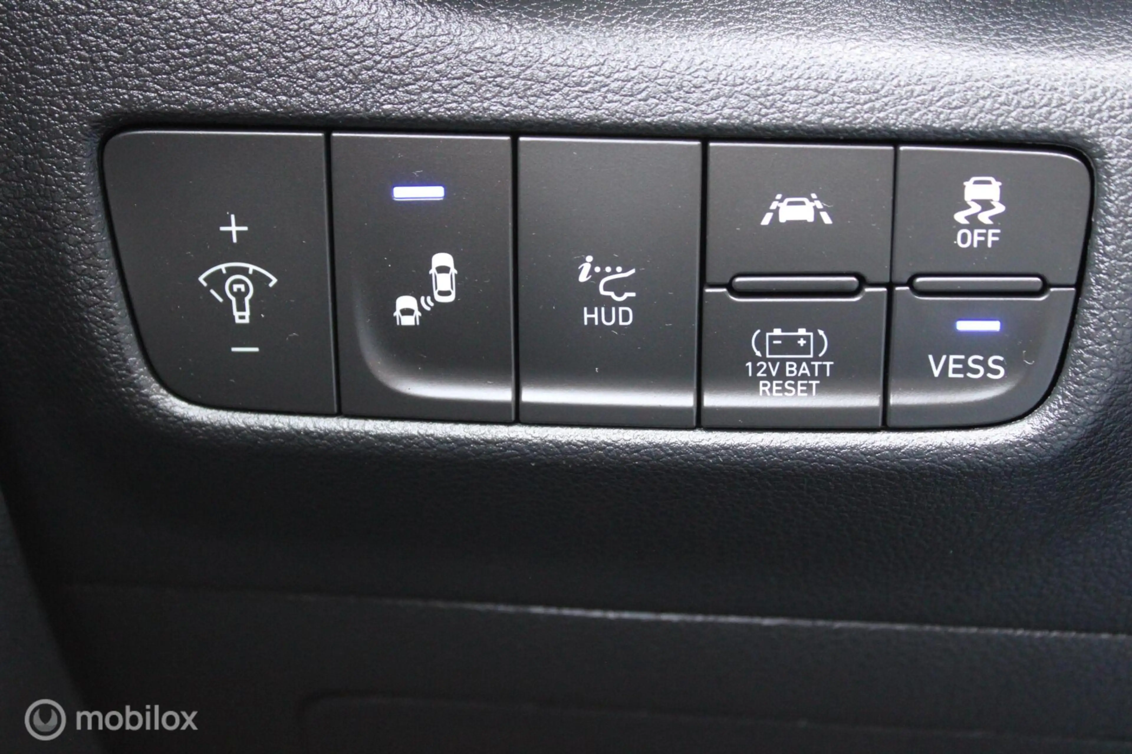 Hyundai KONA 1.6 GDI HEV Premium, Stoel-stuurverwarming + koeli — photo 28