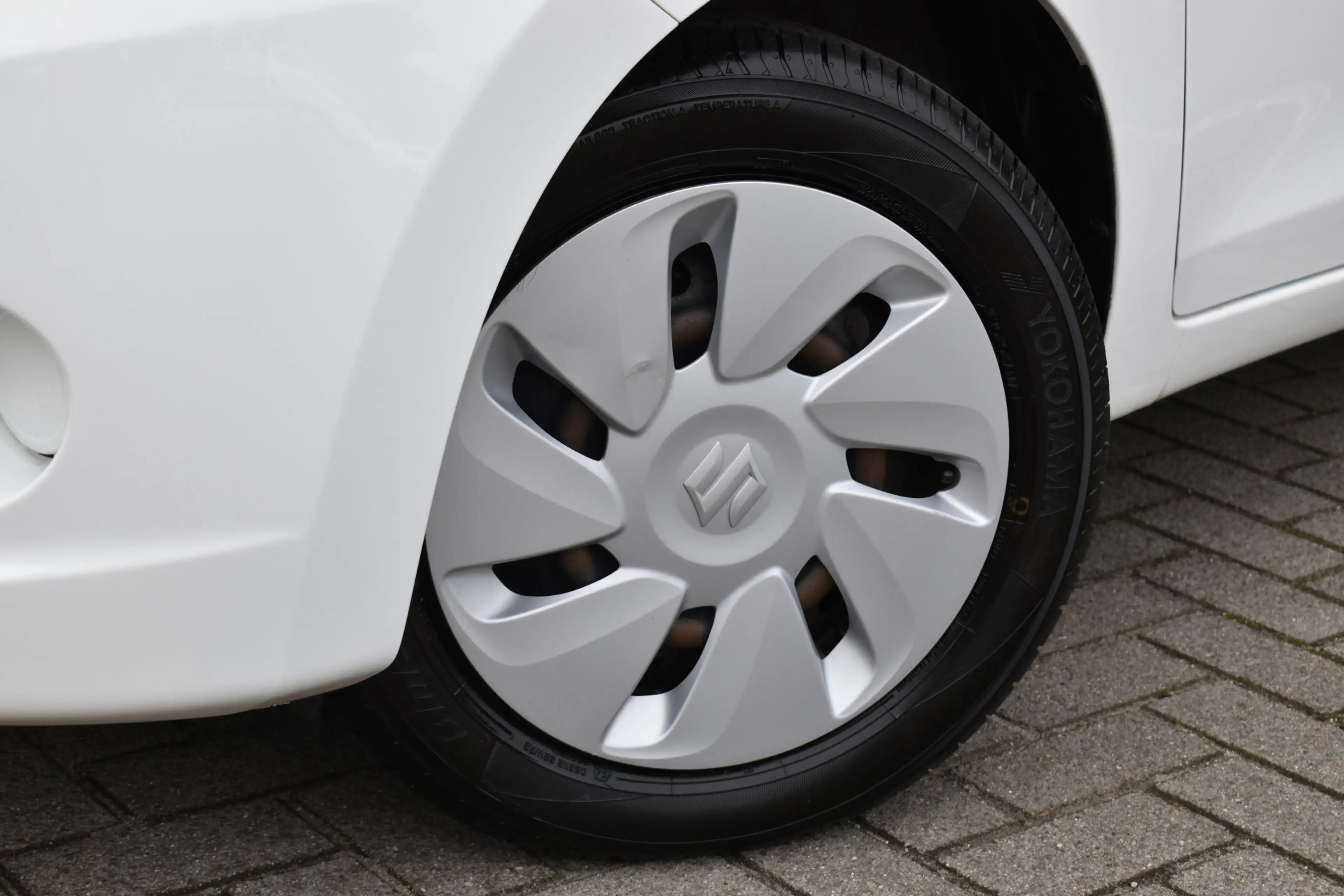 Suzuki Celerio 1.0 Comfort | Bluetooth | NL-Auto | Airco | — photo 8