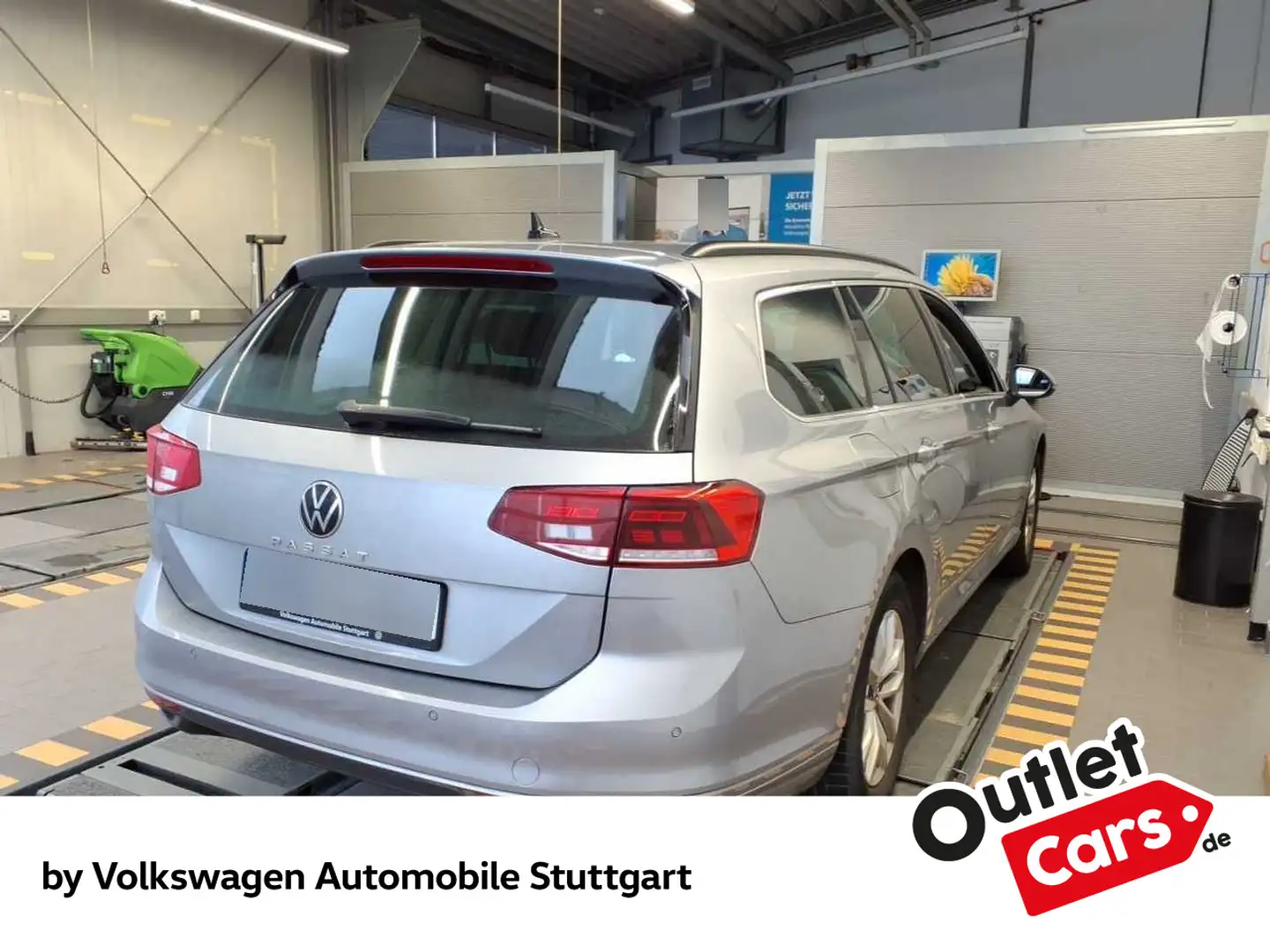 Volkswagen Passat Variant Business 2.0 TDI DSG Navi AHK LED Argent - 2