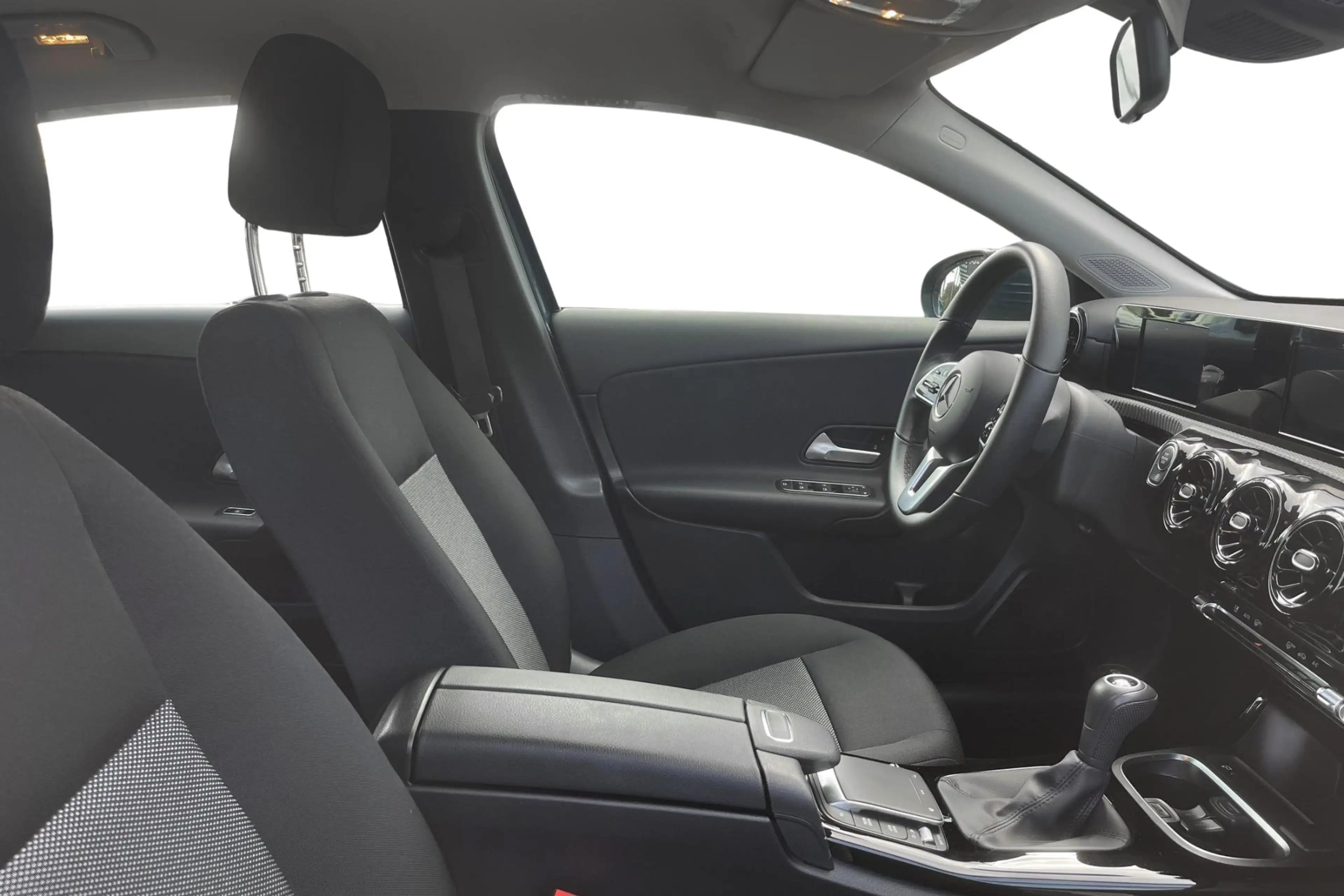 Mercedes-Benz A 180 Business Line — photo 9