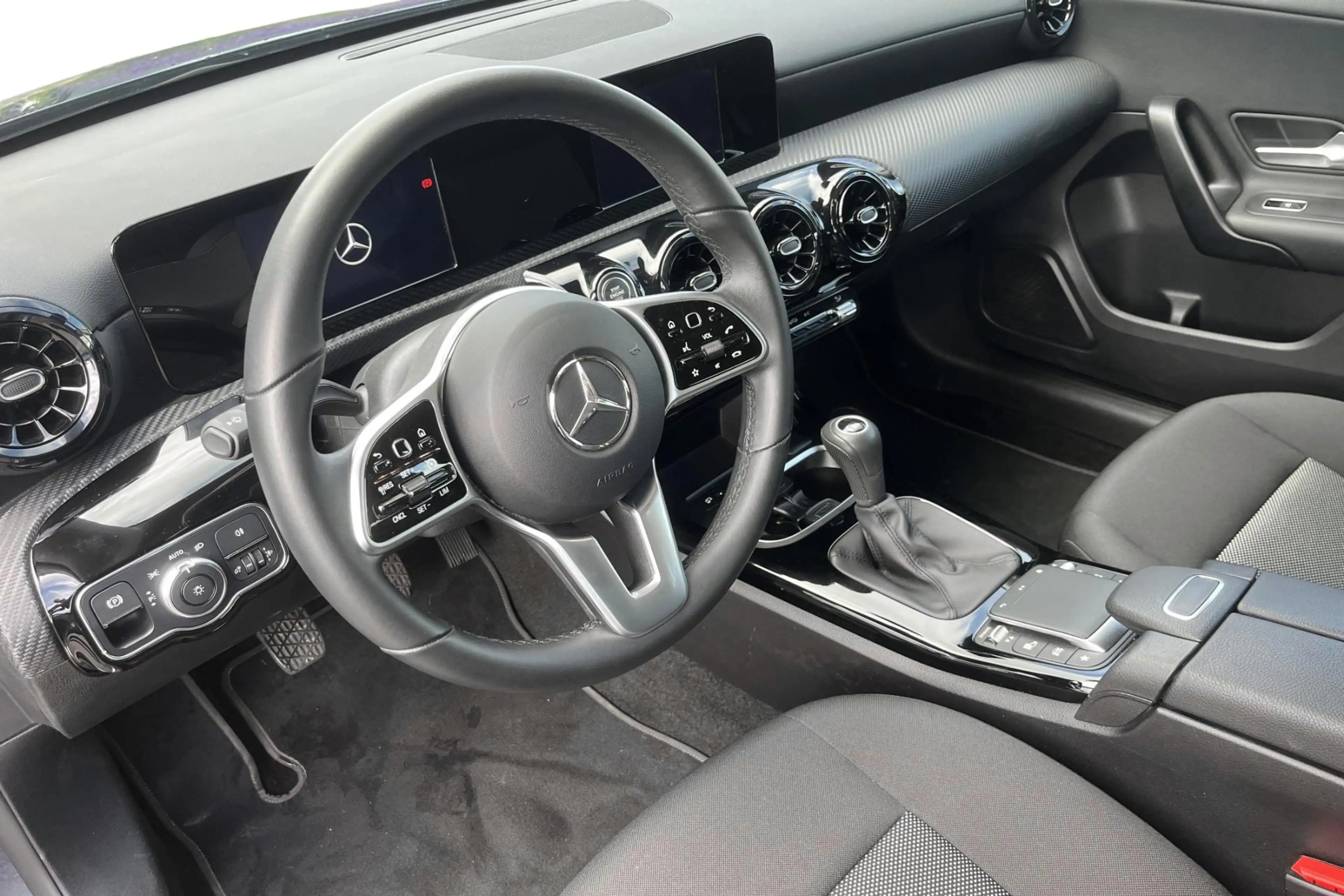 Mercedes-Benz A 180 Business Line — photo 12