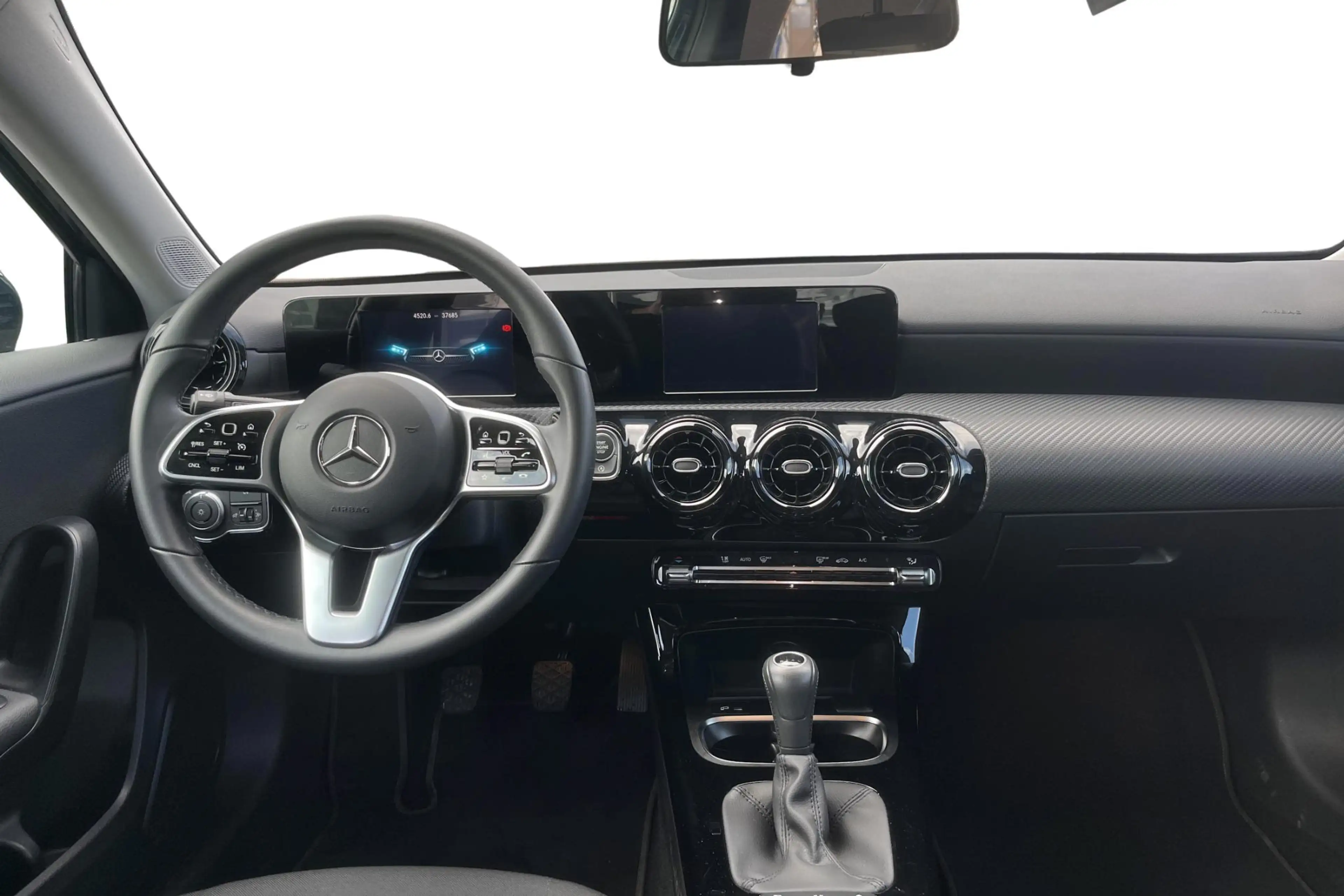 Mercedes-Benz A 180 Business Line — photo 13