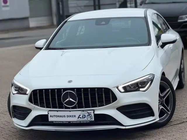 Mercedes-Benz CLA 180 AMG Line