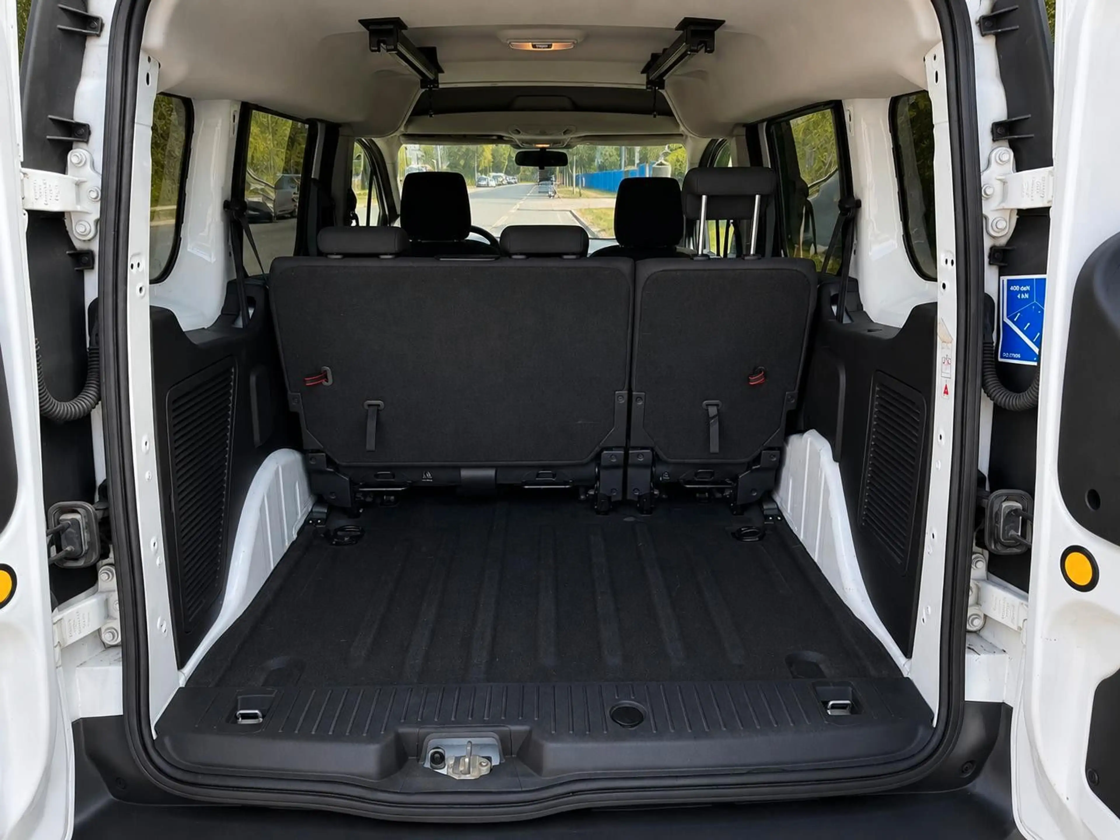 Ford Transit Connect 1.5 TDCI TÜV NEU AUTOMATIK AHK — photo 10