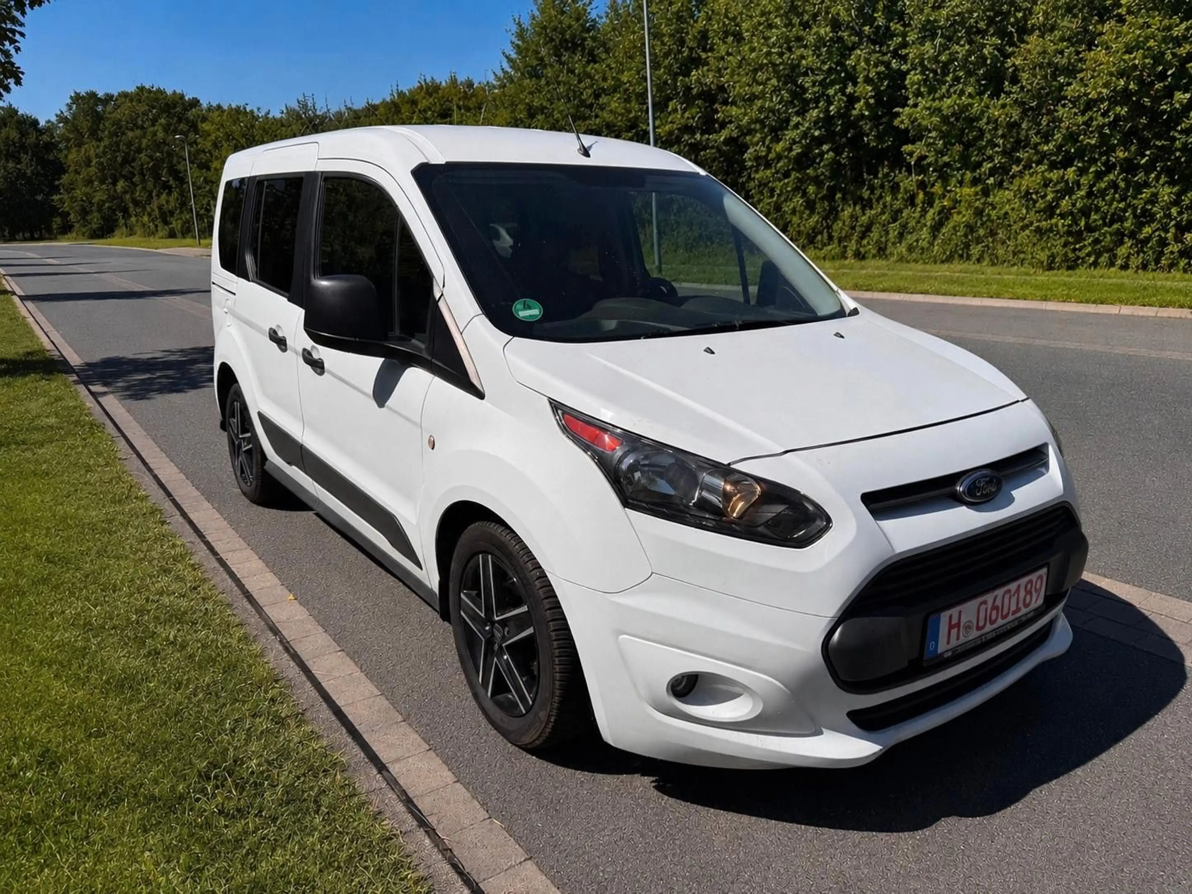 Ford Transit Connect 1.5 TDCI TÜV NEU AUTOMATIK AHK