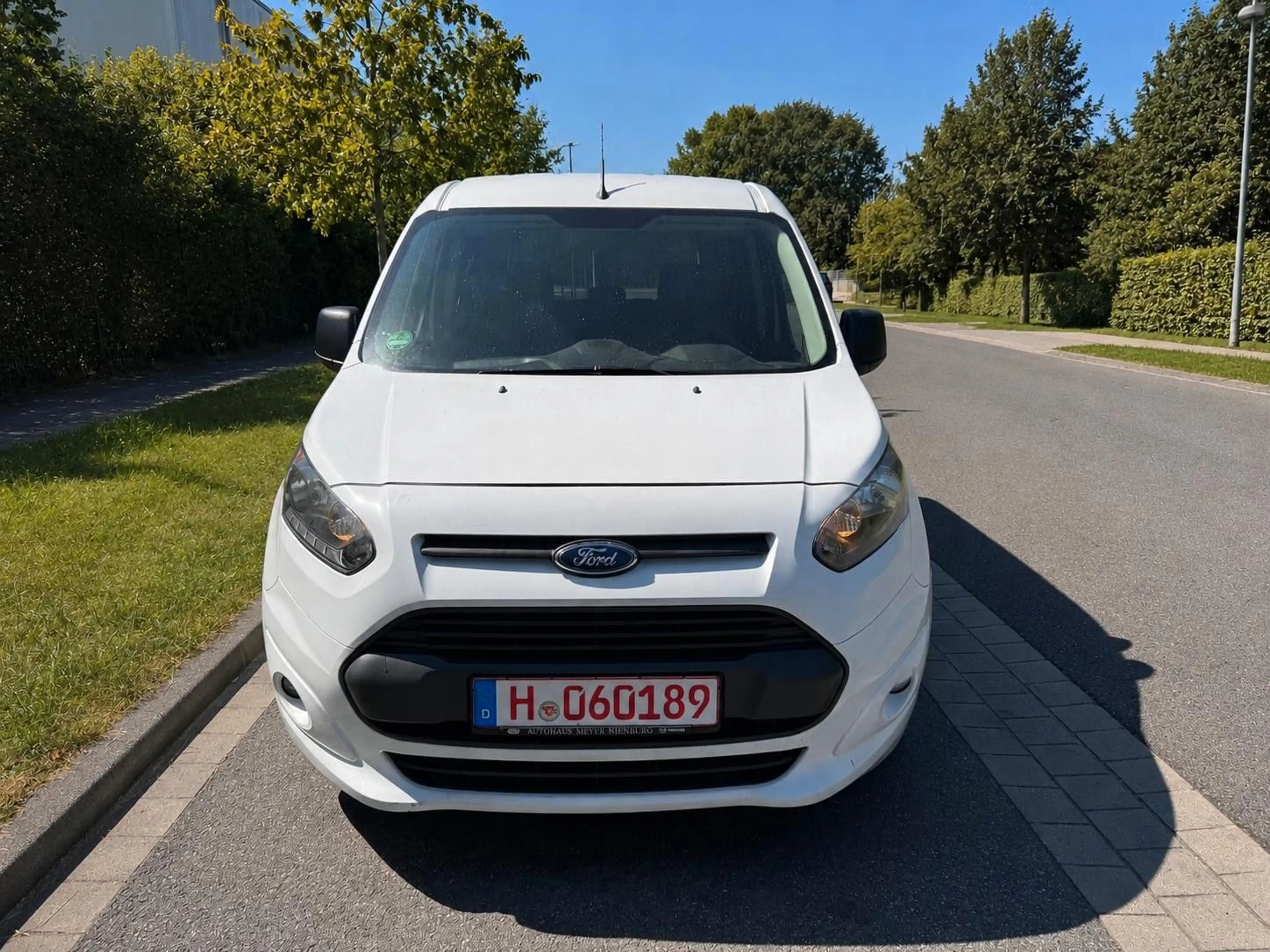Ford Transit Connect 1.5 TDCI TÜV NEU AUTOMATIK AHK — photo 14