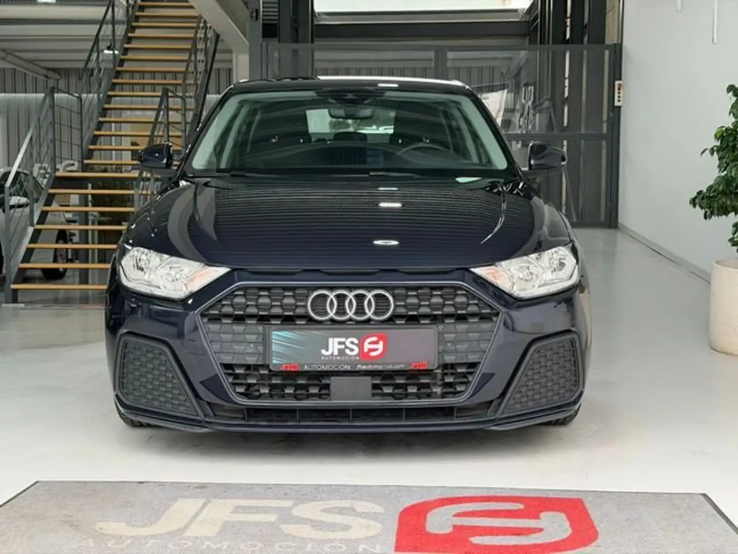 Audi A1 Sportback 1.0 TFSI Design Negro - 2