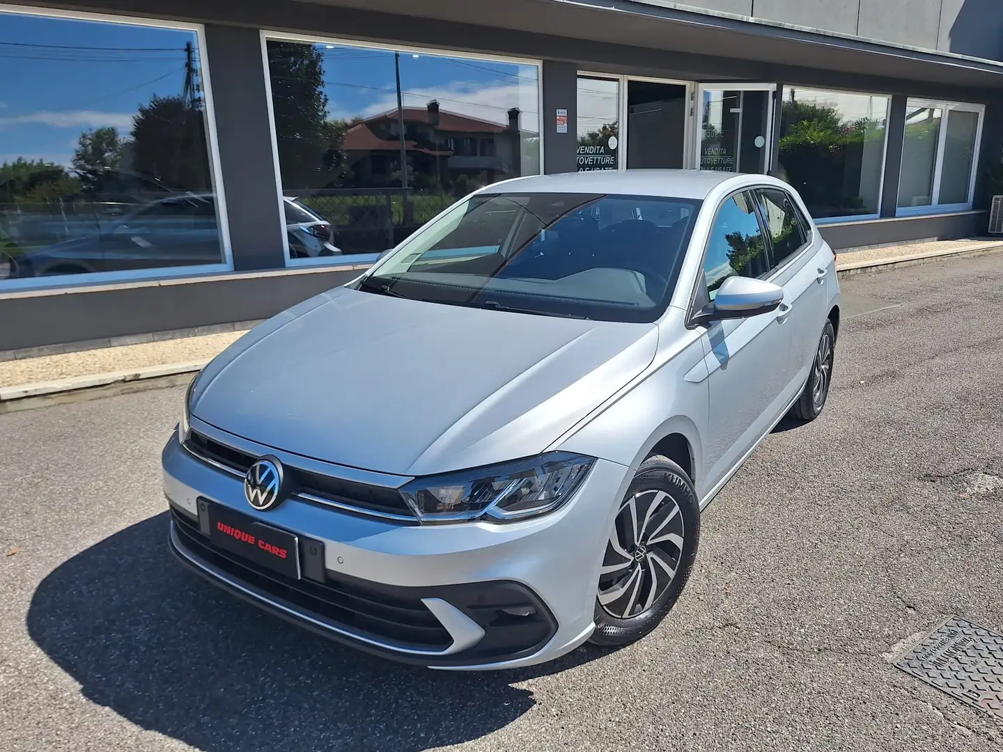 Volkswagen Polo Polo VI 2022 1.0 tsi Life 95cv dsg Silber - 1