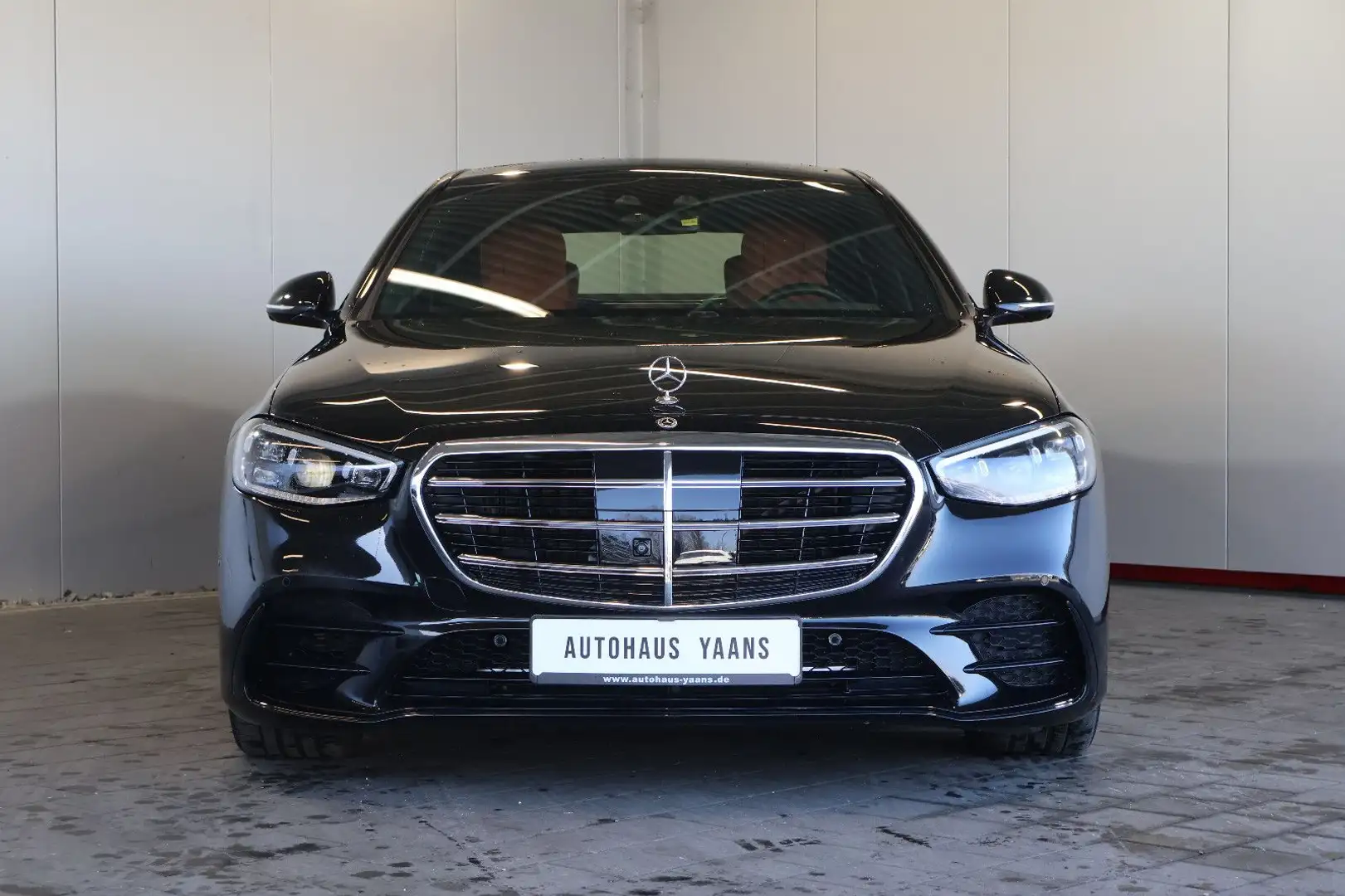 Mercedes-Benz S 580 4Matic L AMG CHAUF+HUD+AIR+BURMESTER+PANO Schwarz - 2