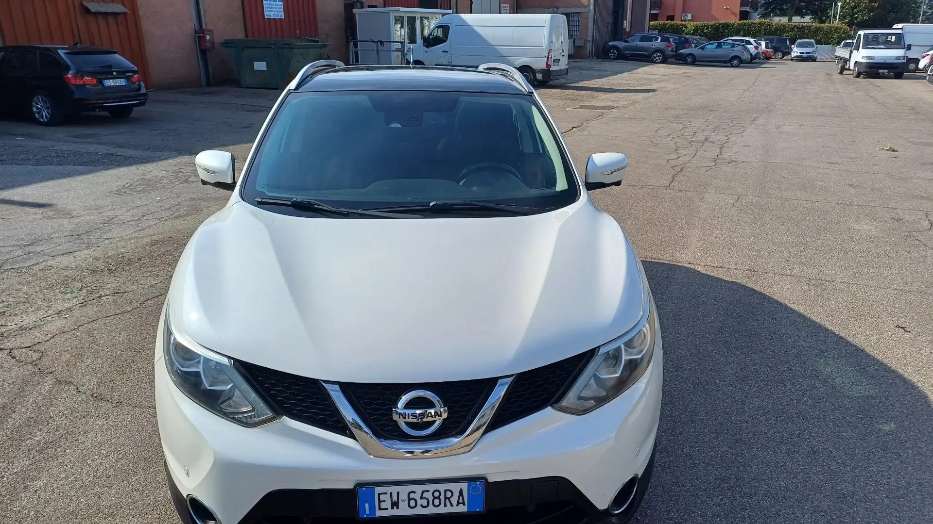 Nissan Qashqai 1.6 dci Premier Limited edition 4wd 130cv - 1