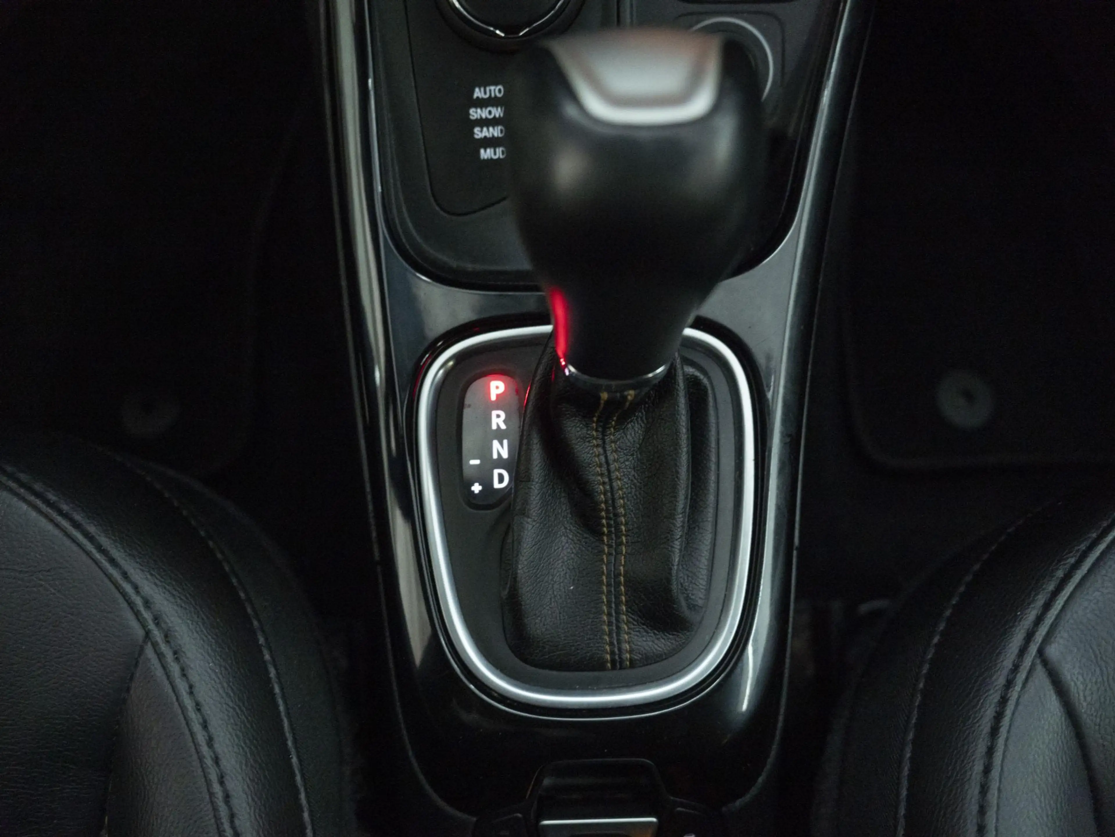 Jeep Compass 1.4 MultiAir Limited 4x4 | Trekhaak | Stoel en Stu — photo 23