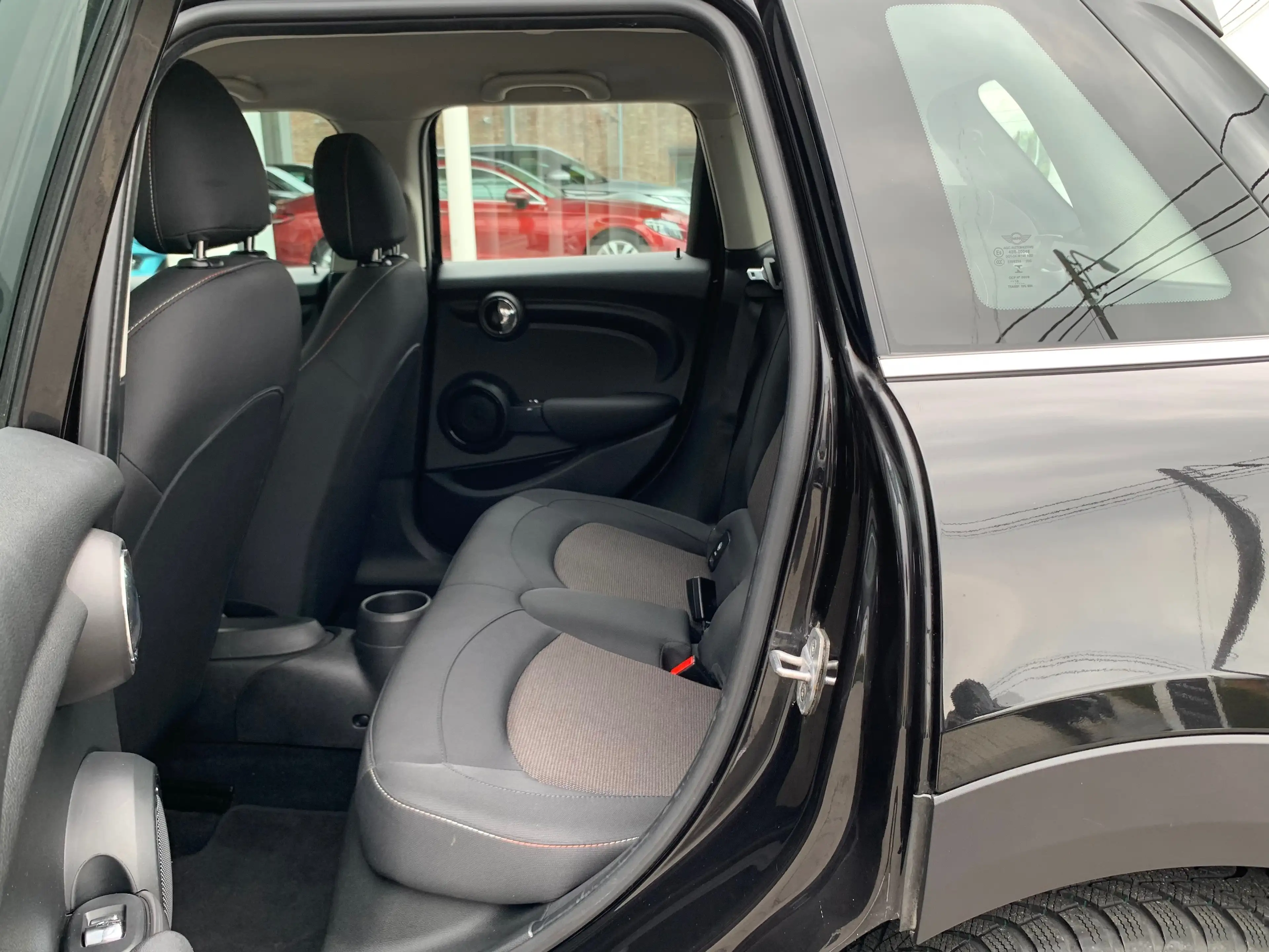 MINI One D 5 PORTES / GRAND GPS  / CLIM AUTO / CRUISE / — photo 9