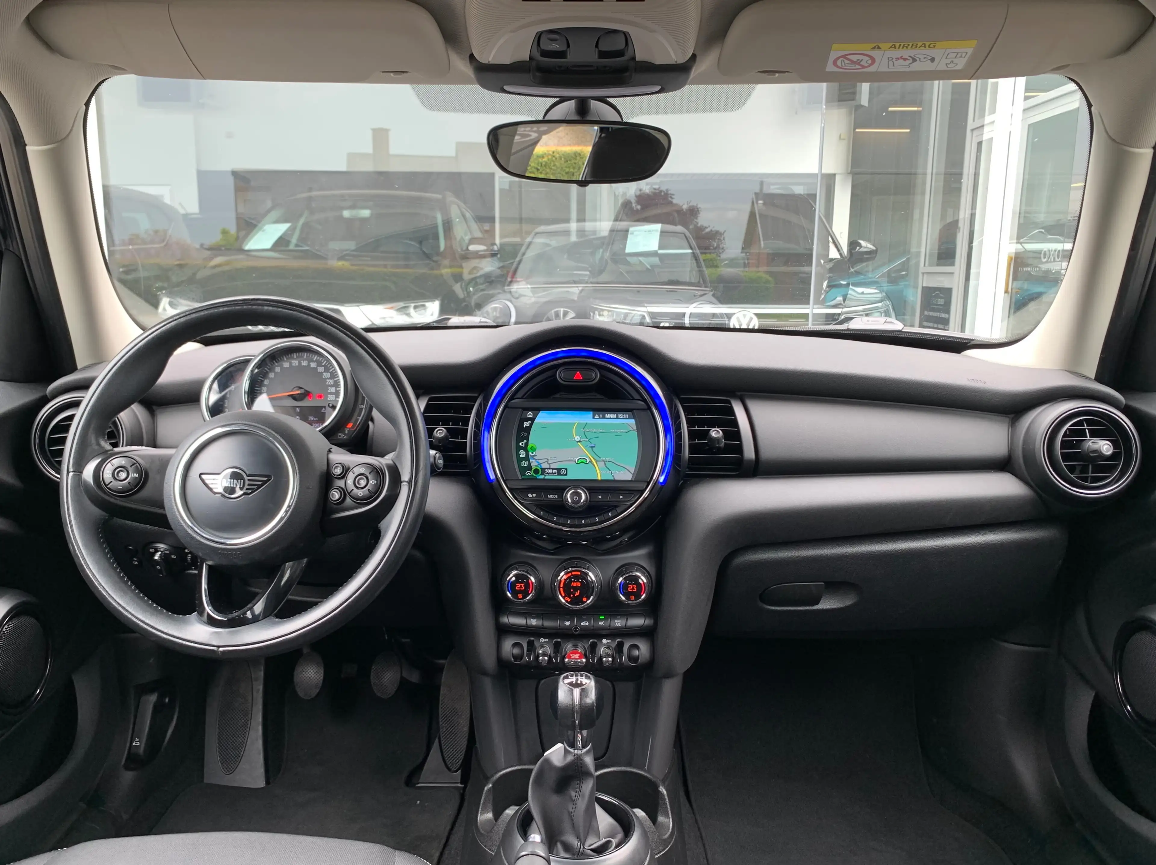 MINI One D 5 PORTES / GRAND GPS  / CLIM AUTO / CRUISE / — photo 13