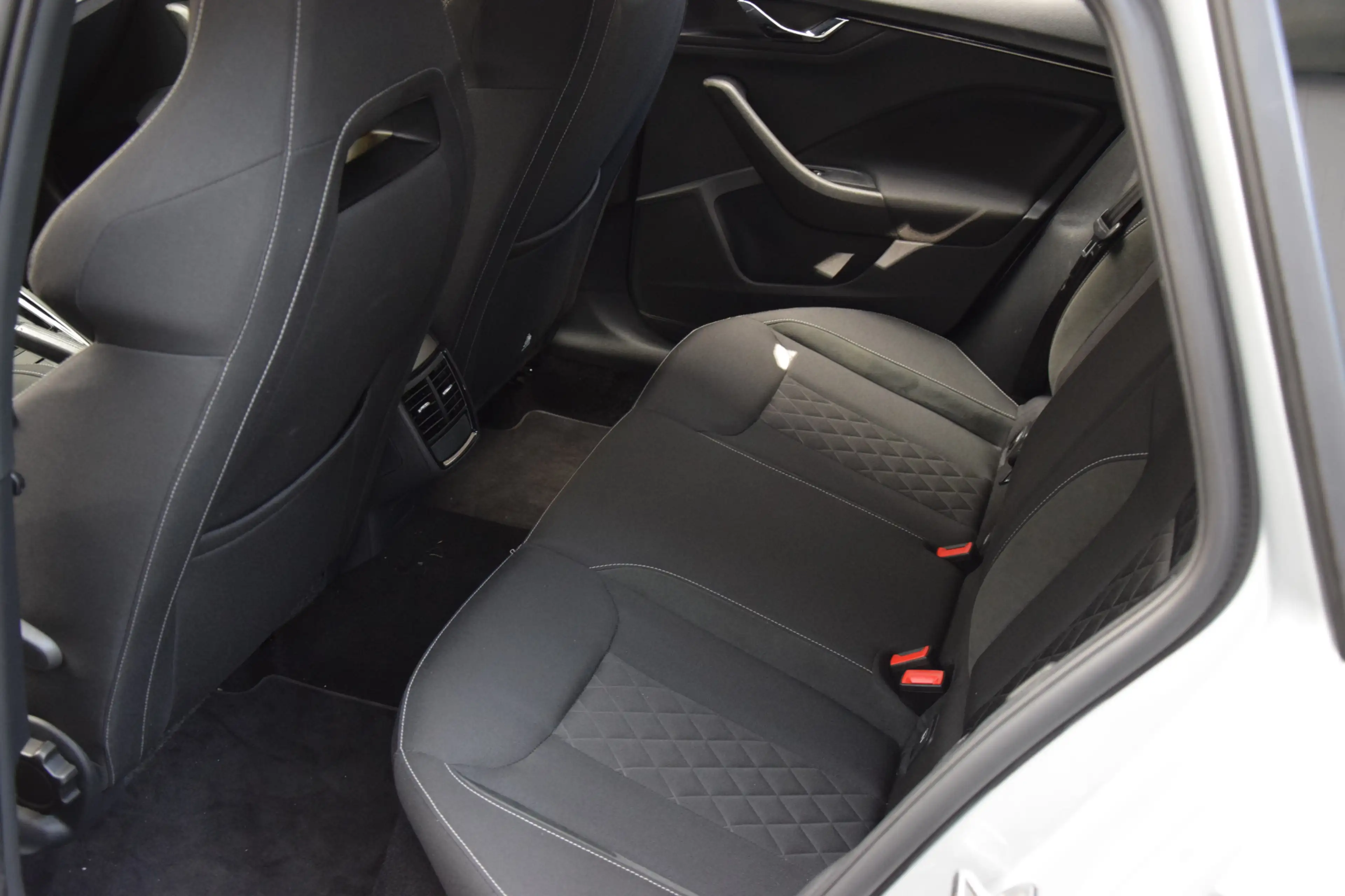 Skoda Kamiq 1.0 TSI 116PK Sport Business DSG Automaat | Org. N — photo 7