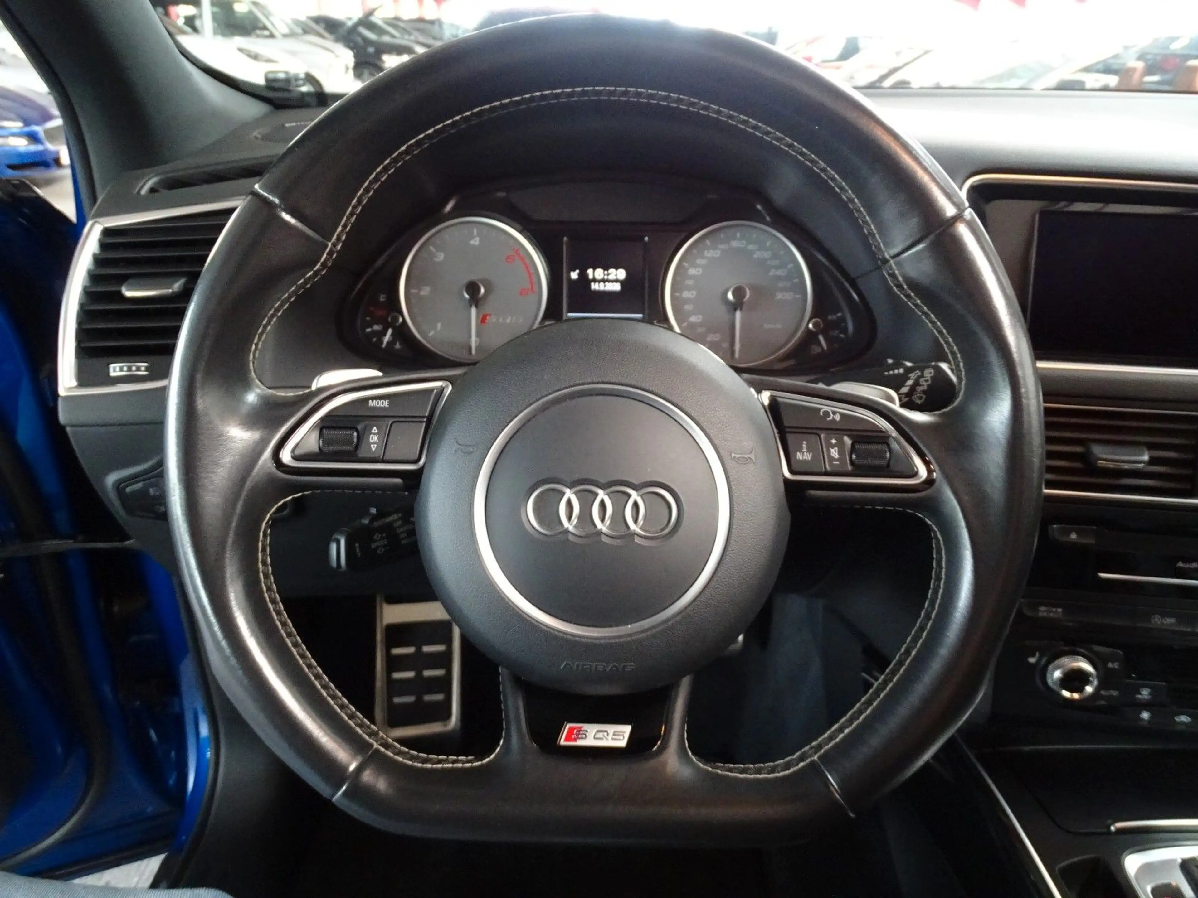 Audi SQ5 3.0 TDI competition quattro*B&O+PANO+AHK — photo 13