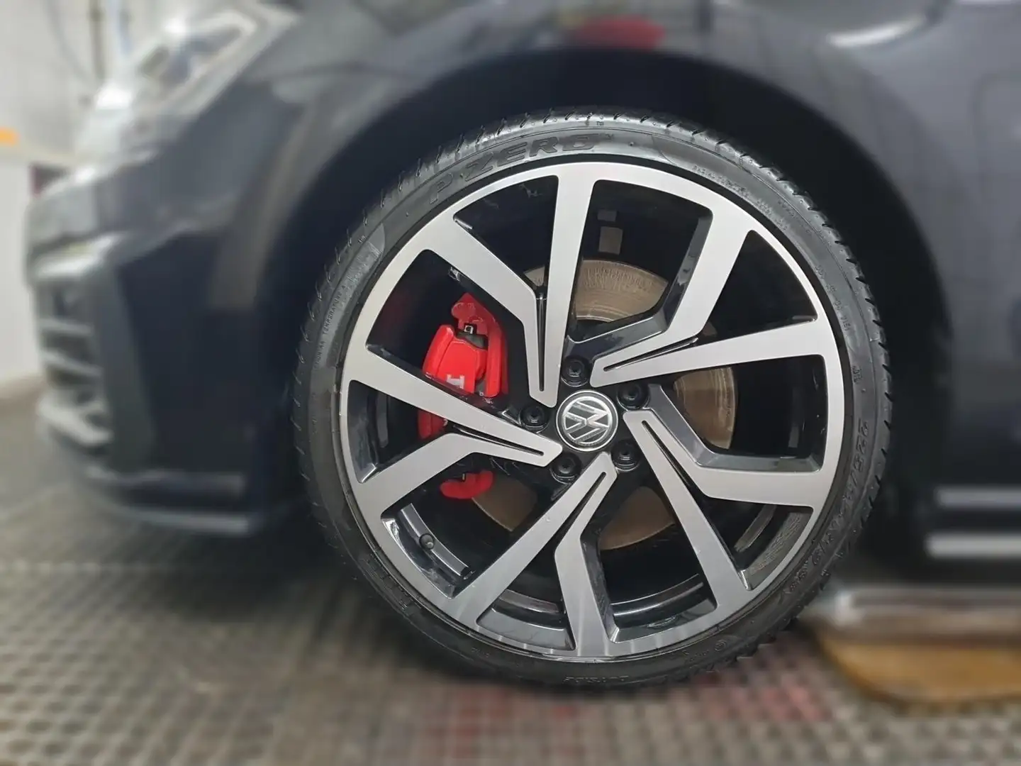Volkswagen Golf GTI Golf 5p 2.0 tsi Gti Performance 245cv dsg Nero - 2