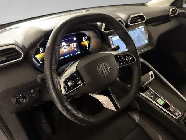 MG ZS view 7