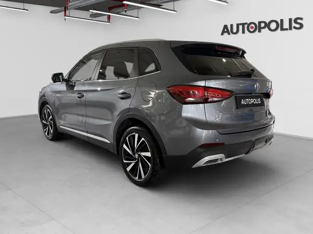 MG ZS view 12