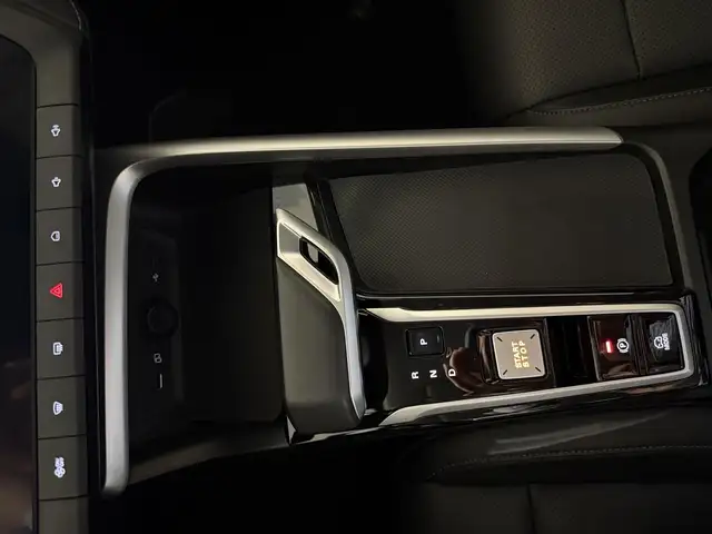 MG ZS view 9