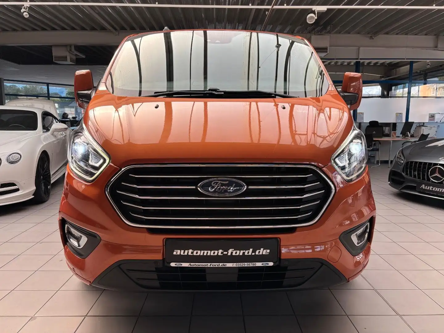Ford Tourneo Custom 2.0 TDCi 320 L2*Navi*Xenon*AHK* Orange - 2