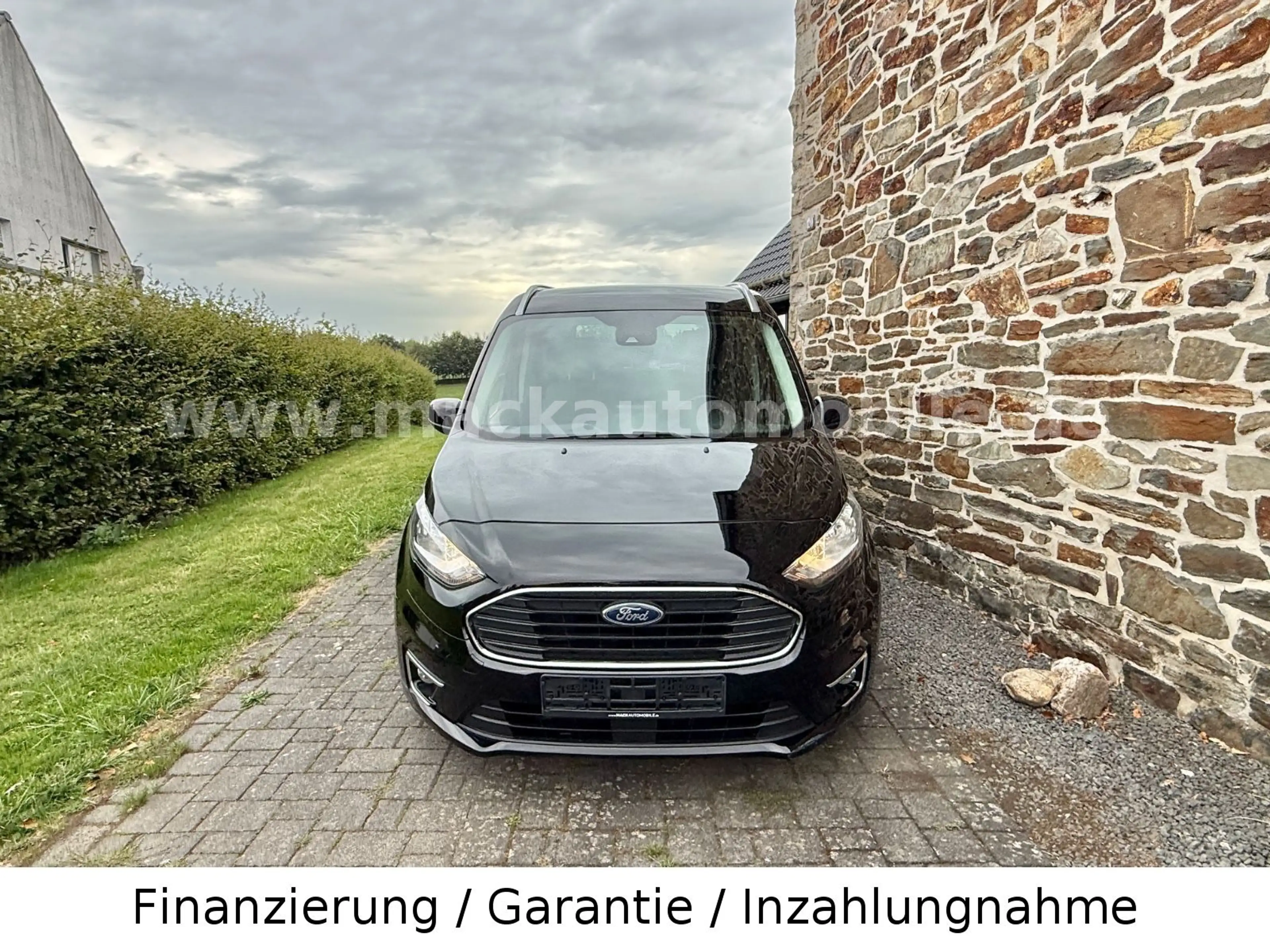 Ford Tourneo Connect Titanium — photo 7