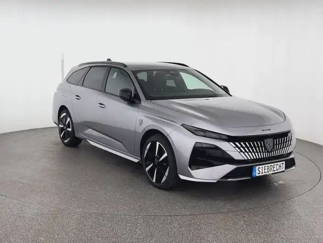 Peugeot 308 view 3