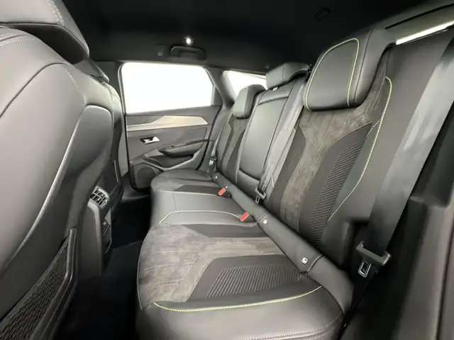 Peugeot 308 view 8