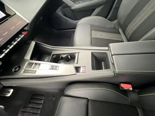 Peugeot 308 view 14