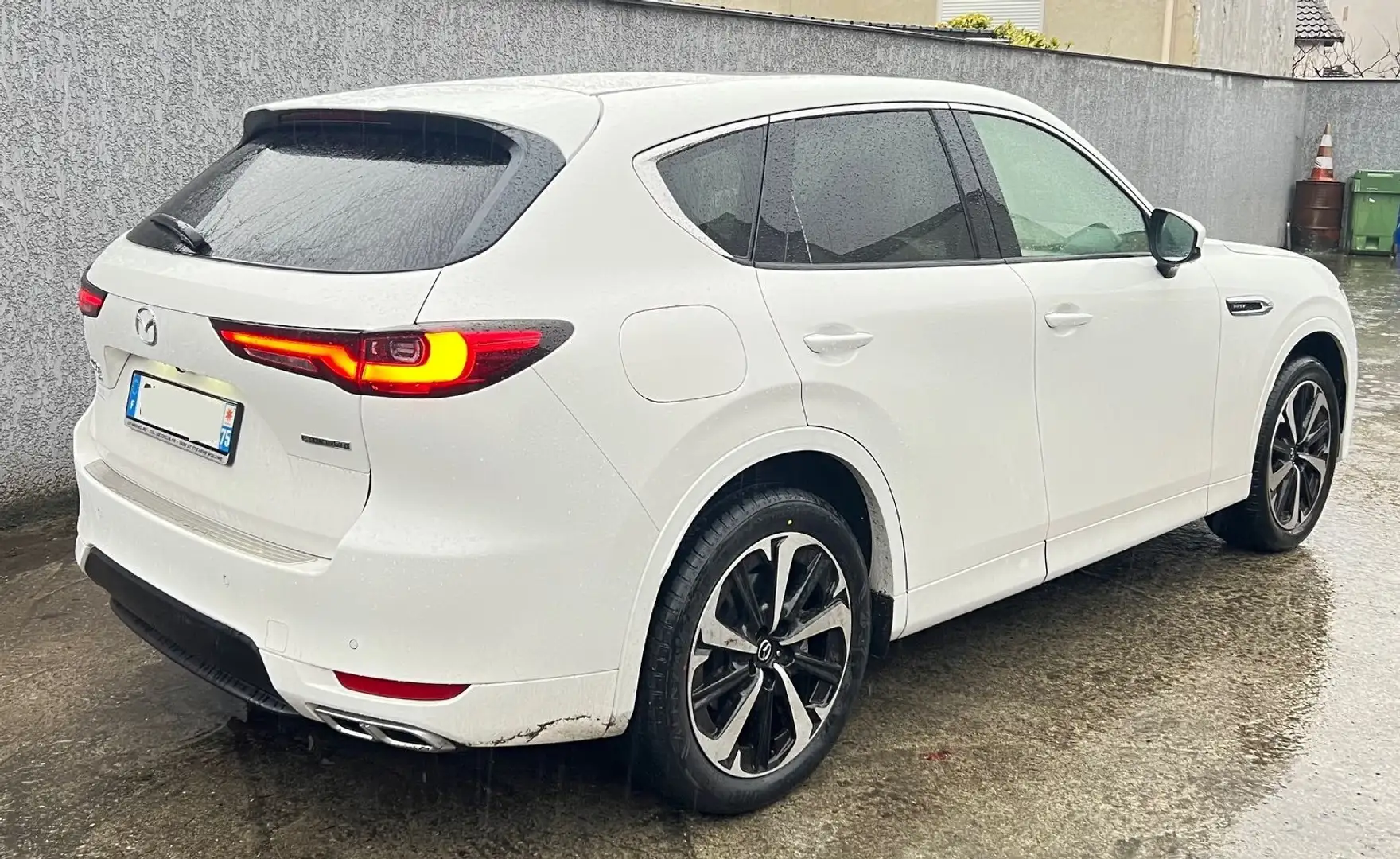 Mazda CX-60 TAKUMI 327cv hybride rechargeable Blanc - 2