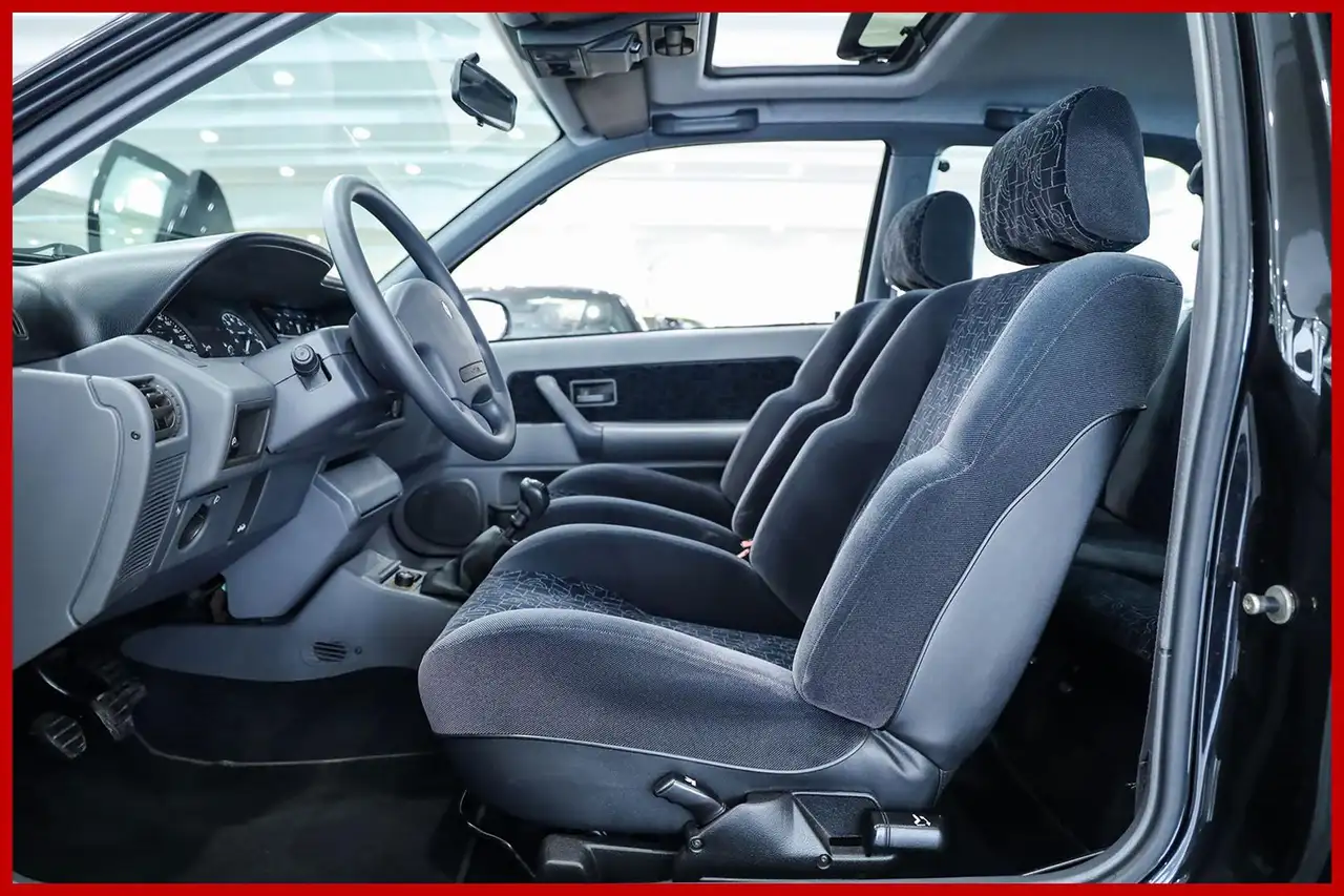 Renault Clio 1.8i 16V - ISCIRTTA A.S.I. - OTTIME CONDIZIONI, foto 9