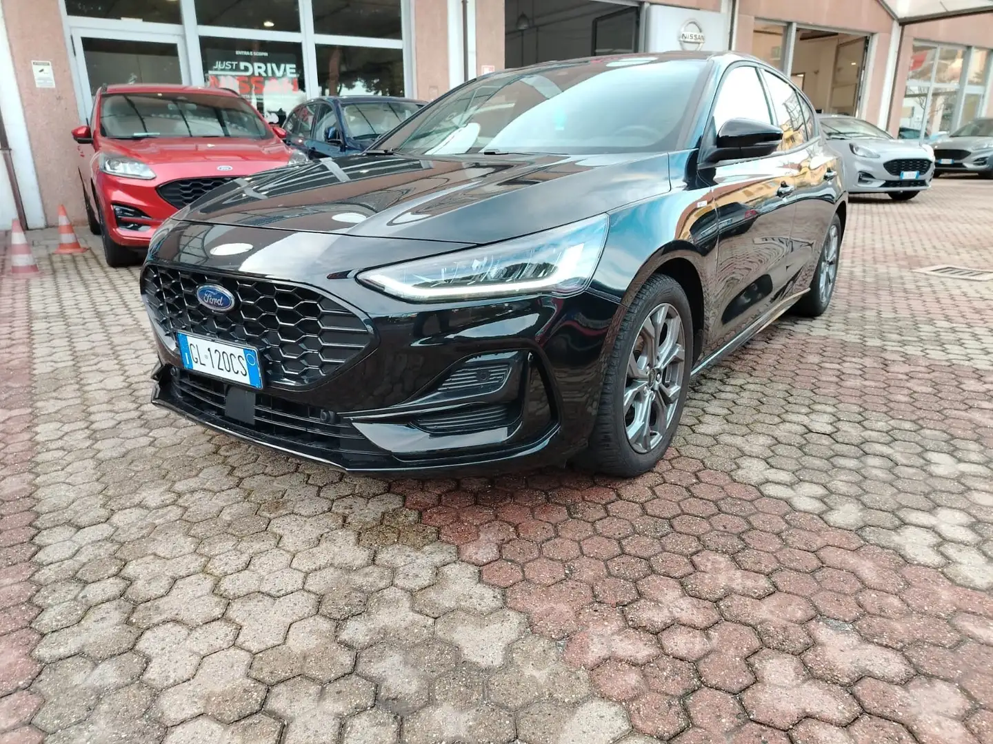 Ford Focus 1.0 EcoBoost Hybrid 125 CV 5p. ST Line Nero - 1