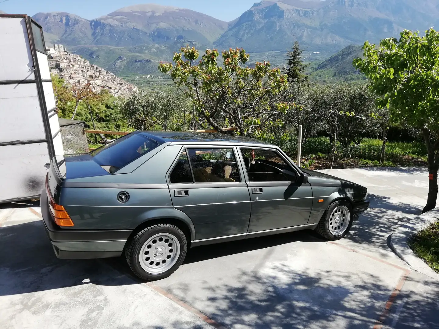 Alfa Romeo 75 1.8 carburatori - 2