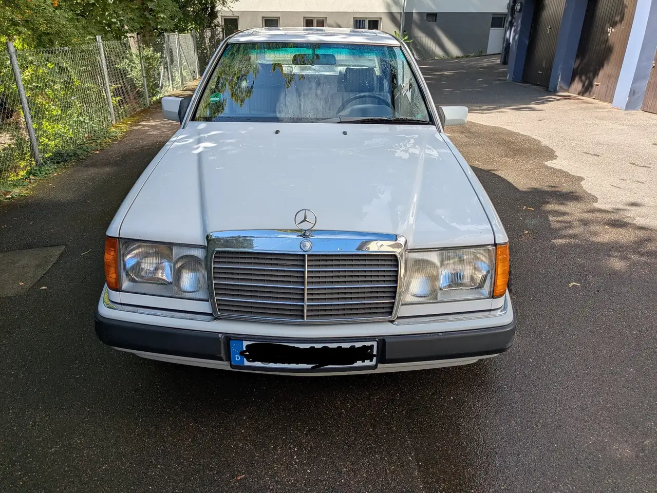 Mercedes-Benz E 200, foto 3