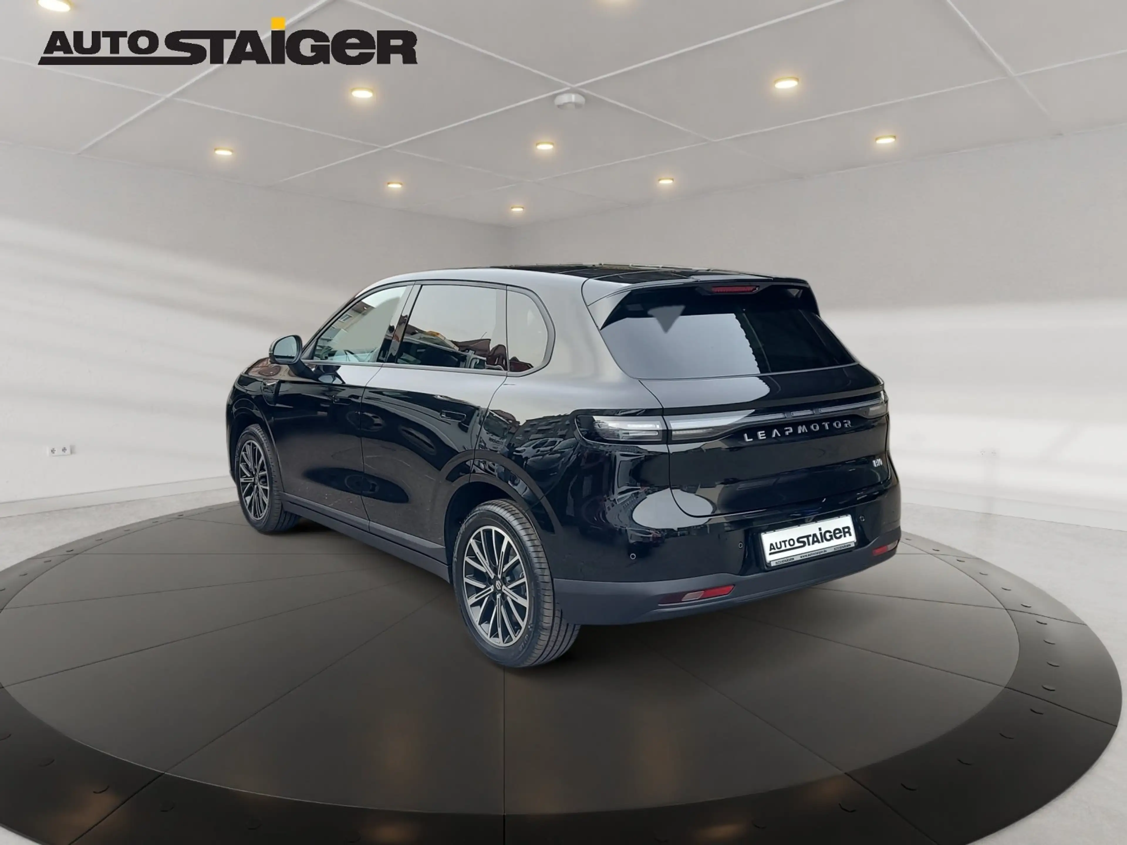 Leapmotor B10 67 KW BEV Design Pro Max NEU! Pano+360°Kamera — photo 9