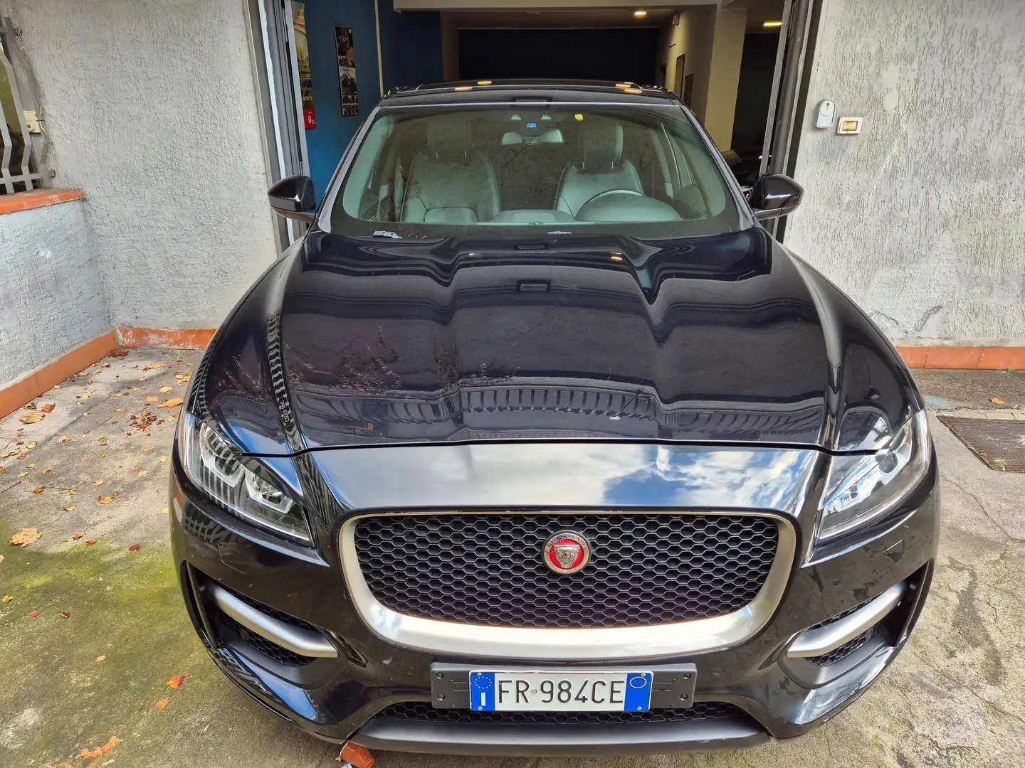 Jaguar F-Pace F-Pace 2.0d R-Sport awd 180cv auto Noir - 2
