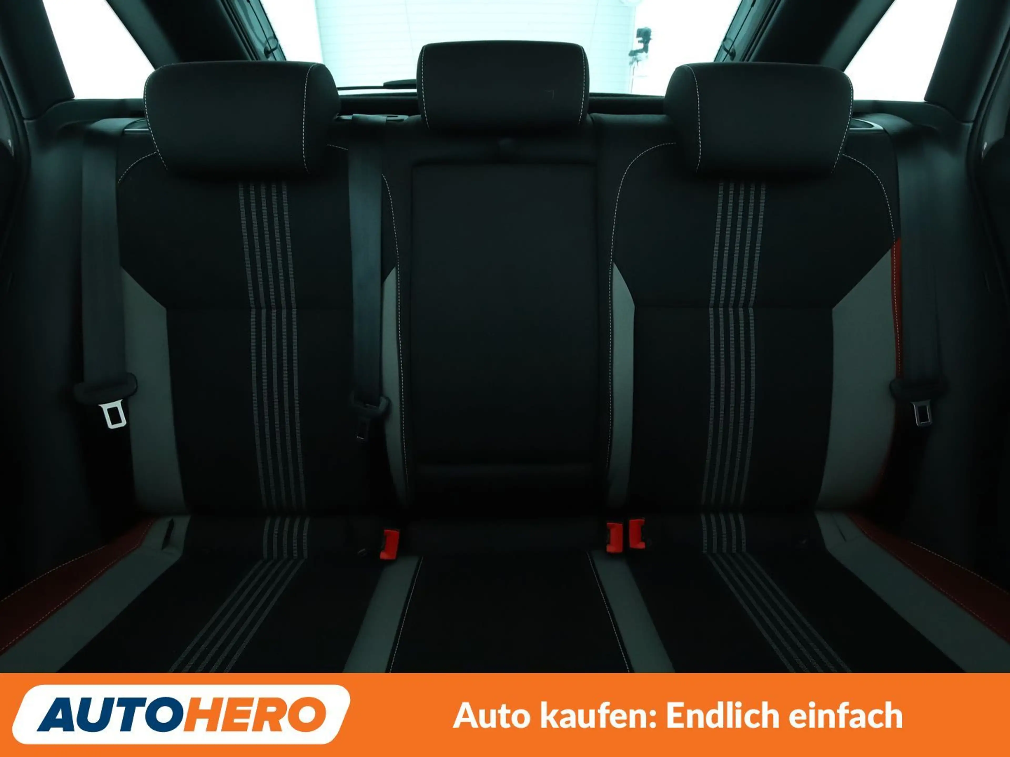Skoda Rapid/Spaceback 1.0 TSI Ambition *TEMPO*PDC*SHZ*ALU*KLIMA* — photo 15