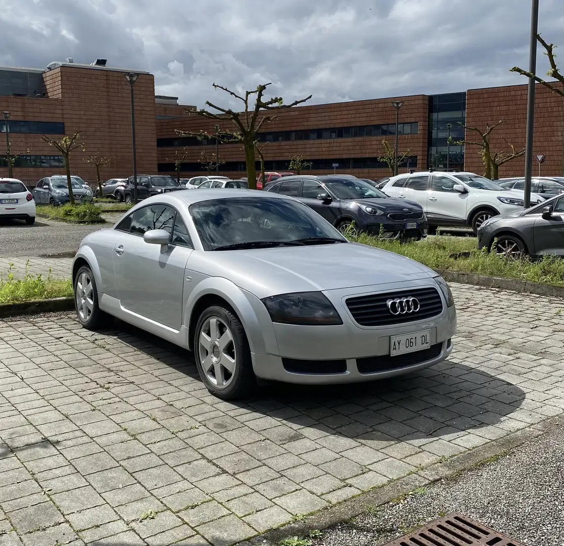 Audi TT 1.8t - 2
