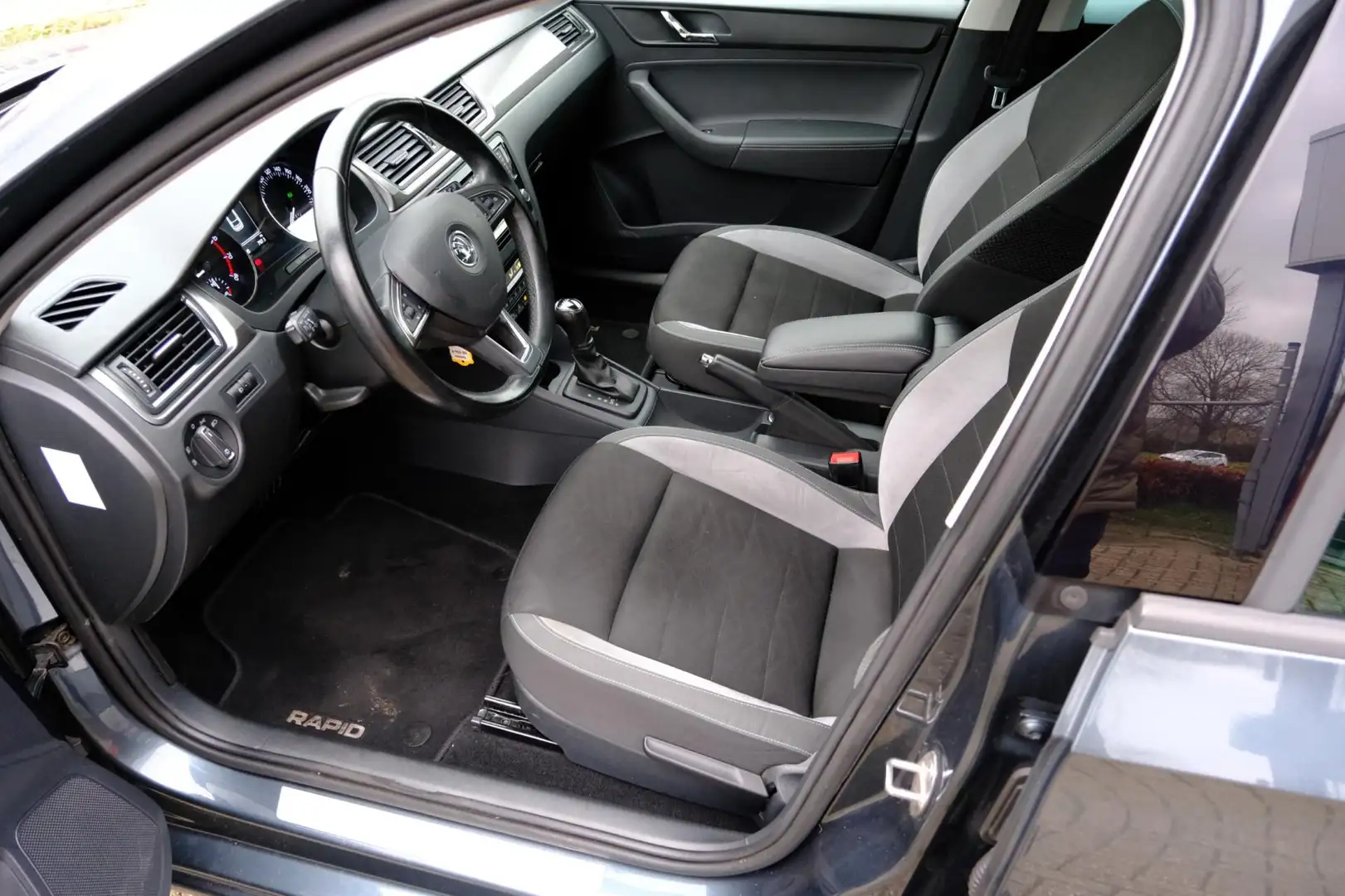 Skoda Rapid/Spaceback 1.2 TSI Greentech JOY Aut. Navi|Clima|LMV|Stoelver Gris - 2