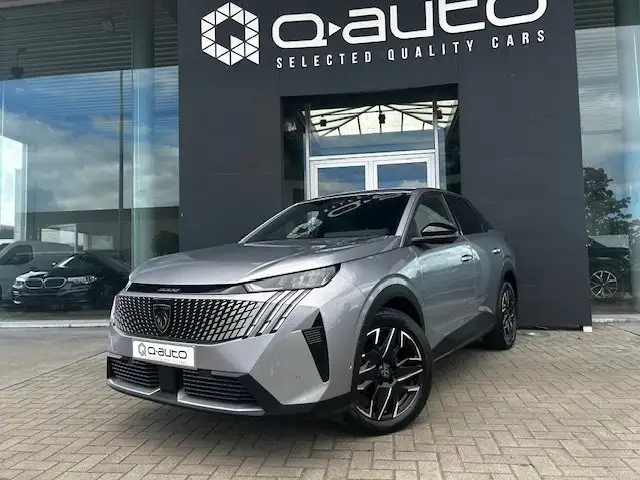 Peugeot 3008 Benzine Aut / GPS / 360° Cam / LED / ACC / Carp