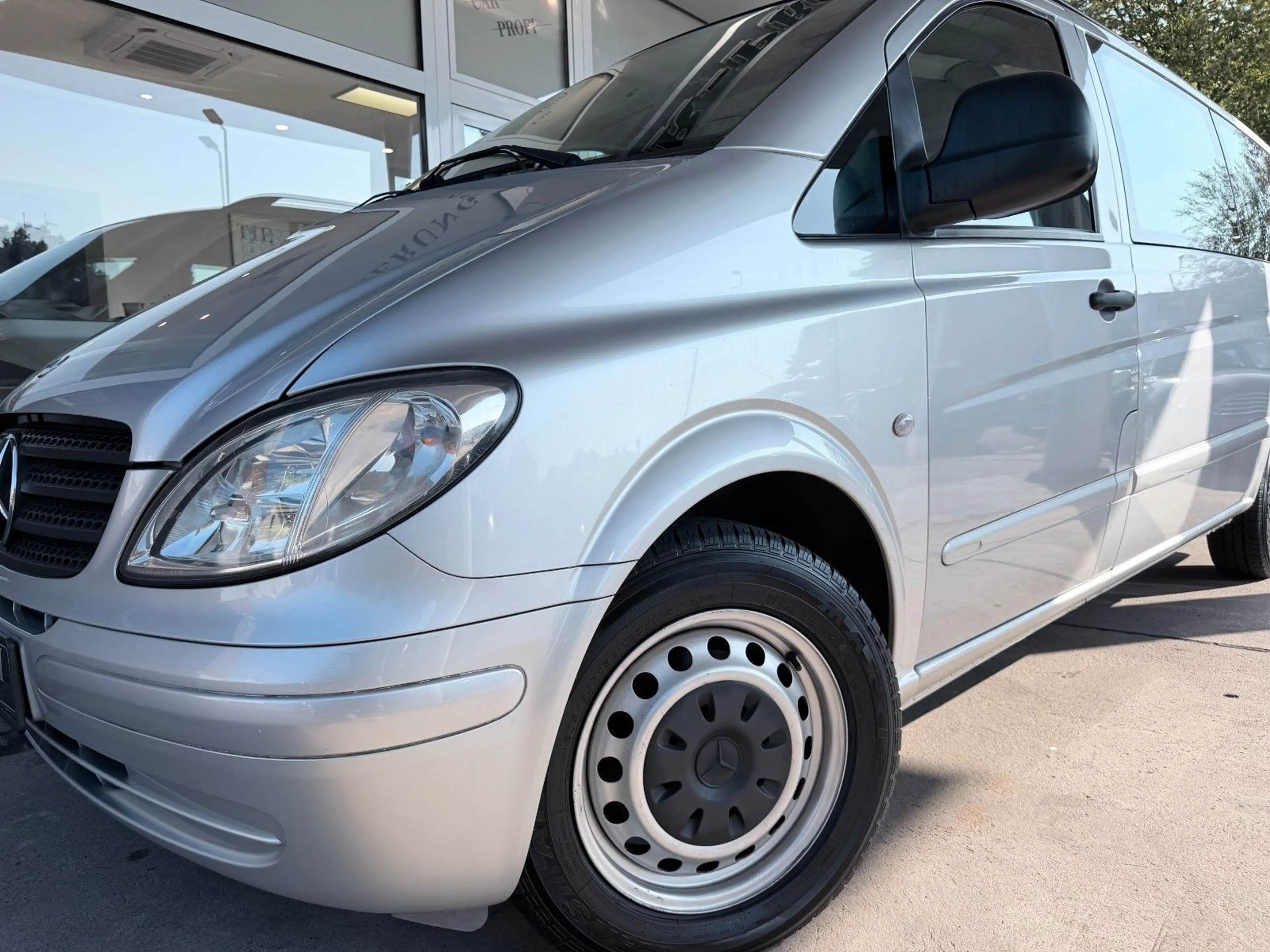 Mercedes-Benz Vito Kombi 115 CDI extralang Autom. 8-Sitze — photo 4