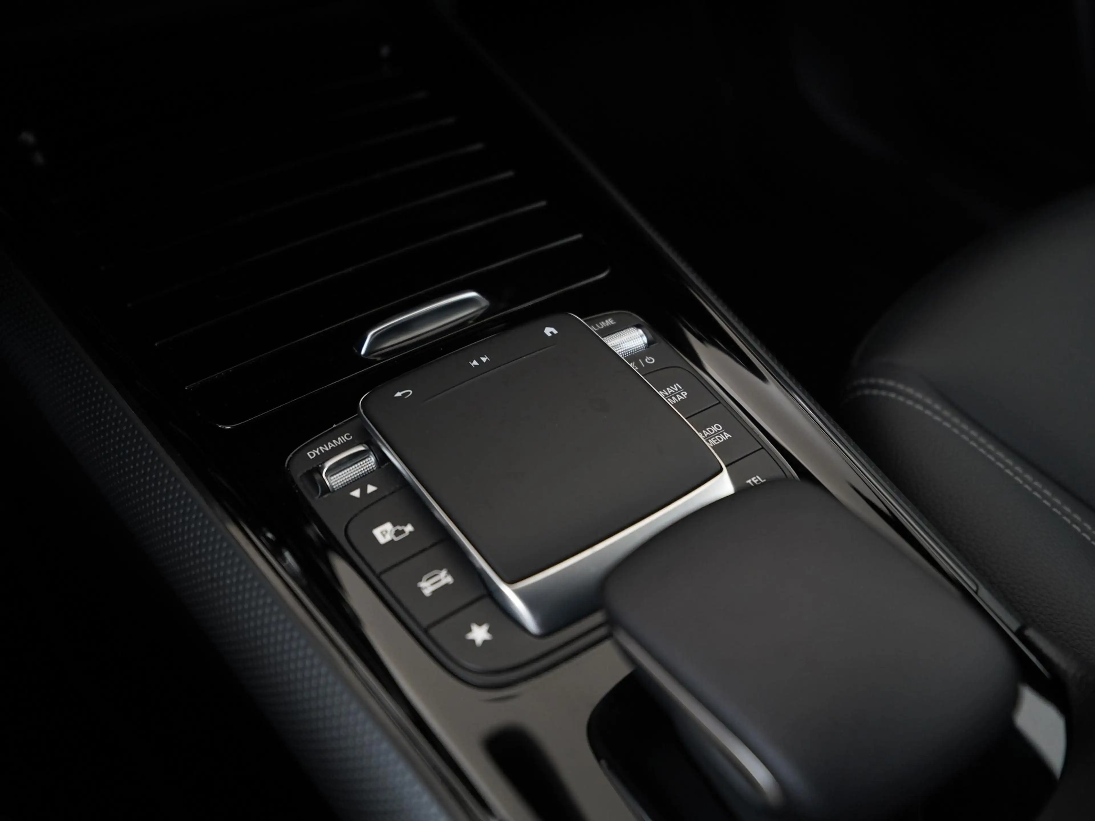 Mercedes-Benz GLA 250 250e Business Line | Trekhaak | Widescreen | Camer — photo 11