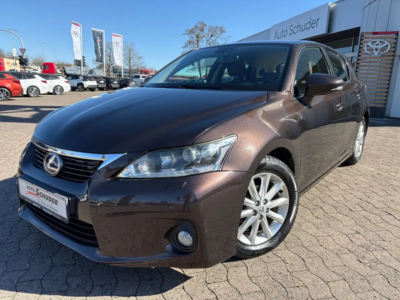 Lexus CT 200h